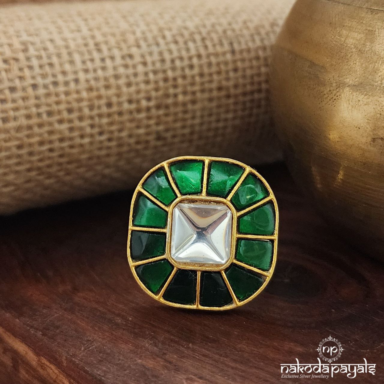 Green Kundan Finger Ring (F2601)