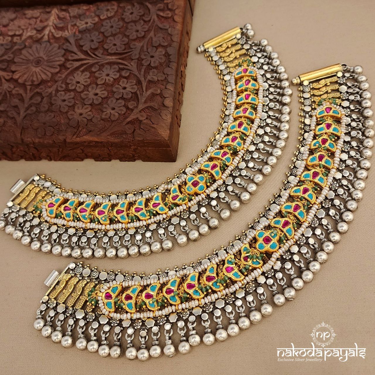 Dual Tone Kundan Anklets (A6214)