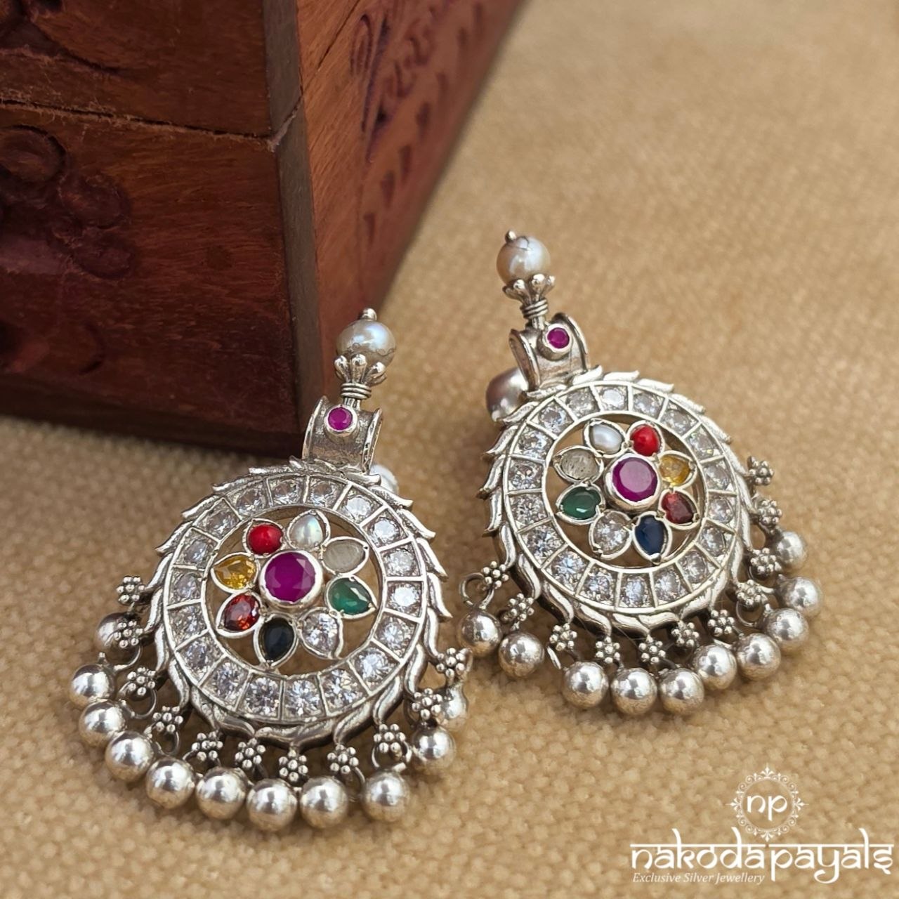 Navaratna Studs (S4160)