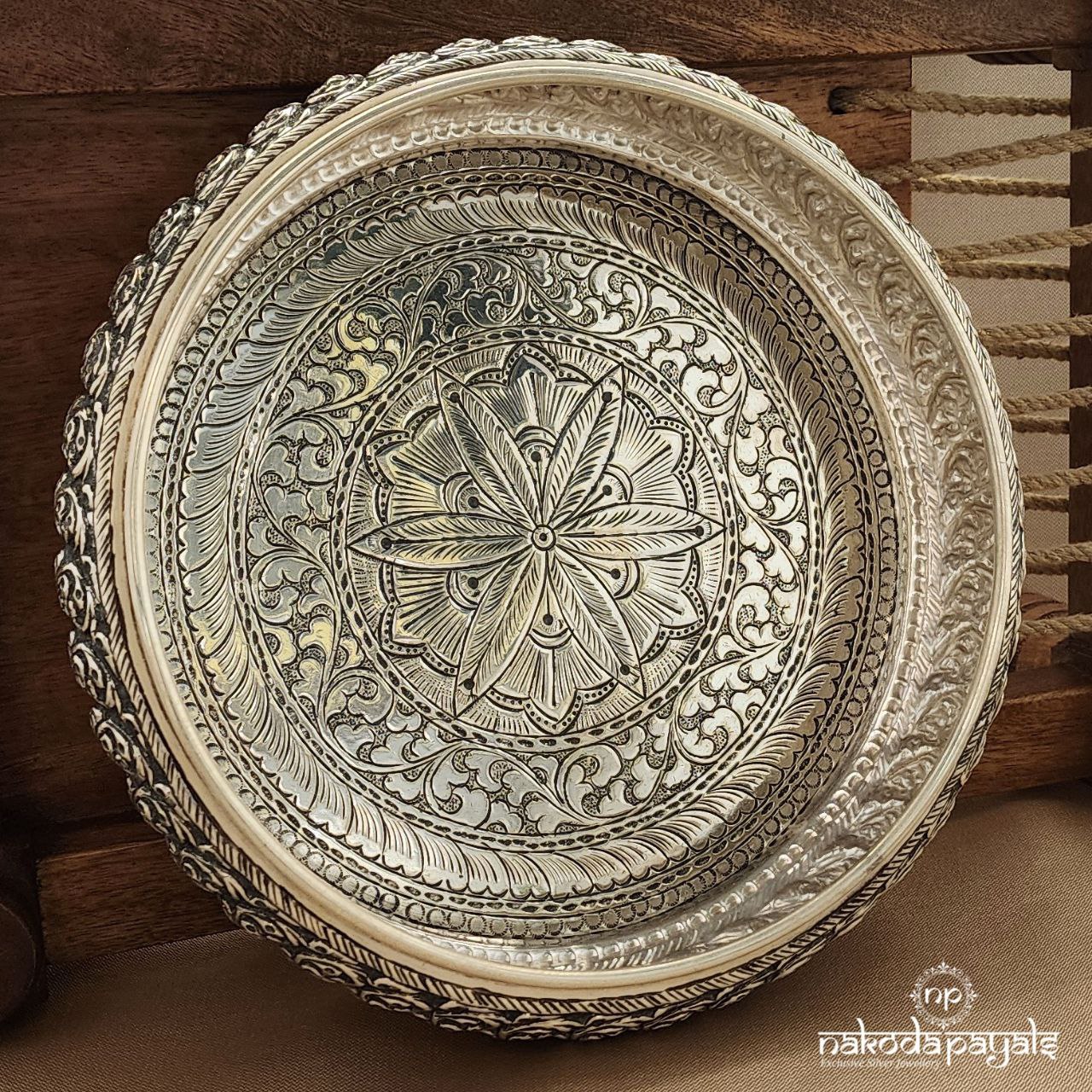 Floral Carved Oxidised Plate (Aa2262)