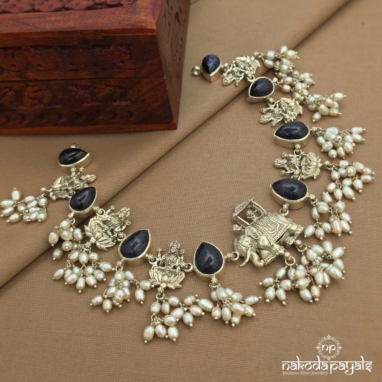 Lakshmi Guttapusalu Neckpiece (N11630)