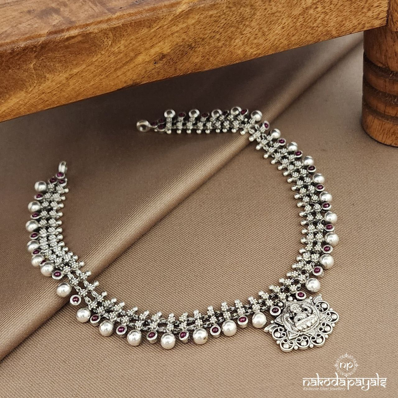 Pink Dot Lakshmi Neckpiece (N11104)