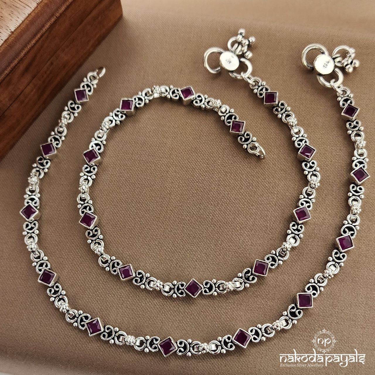 Squarish Pink Anklets (A6496)