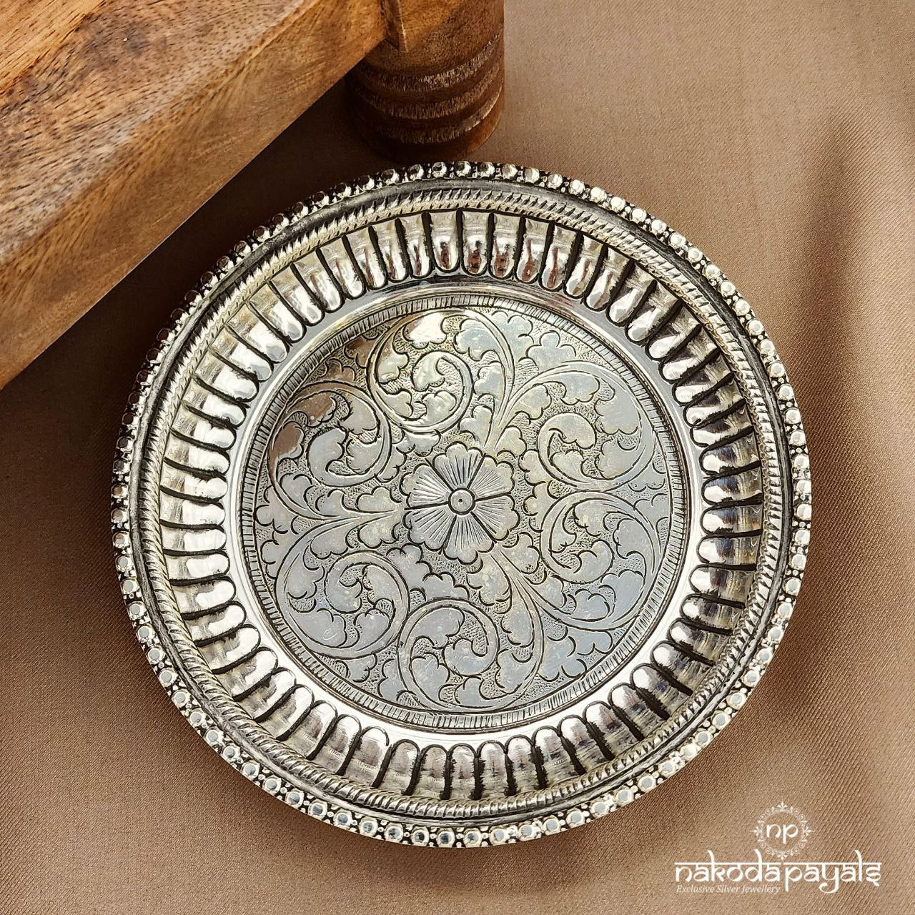 Traditional Floral Chitai Plate (Aa2265)