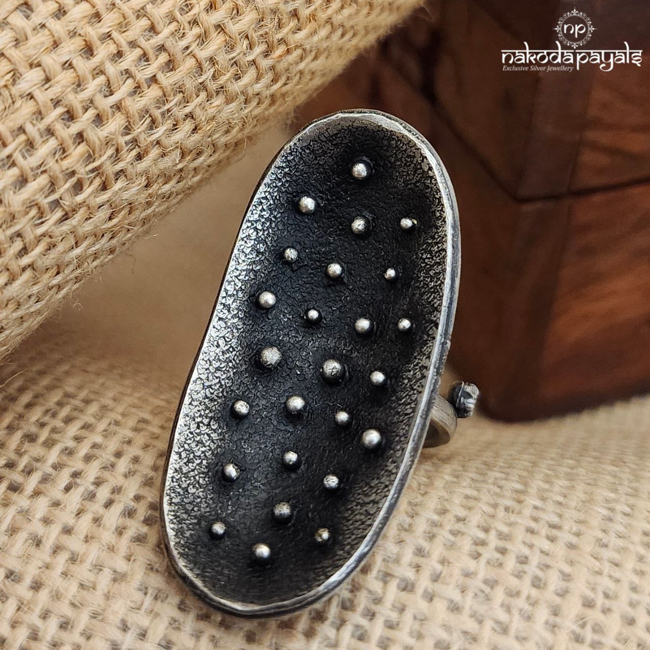 Trendy Finger Ring (F2517)