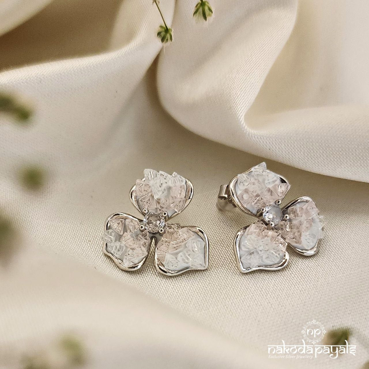 Glorious Crystal Earrings (St2887)