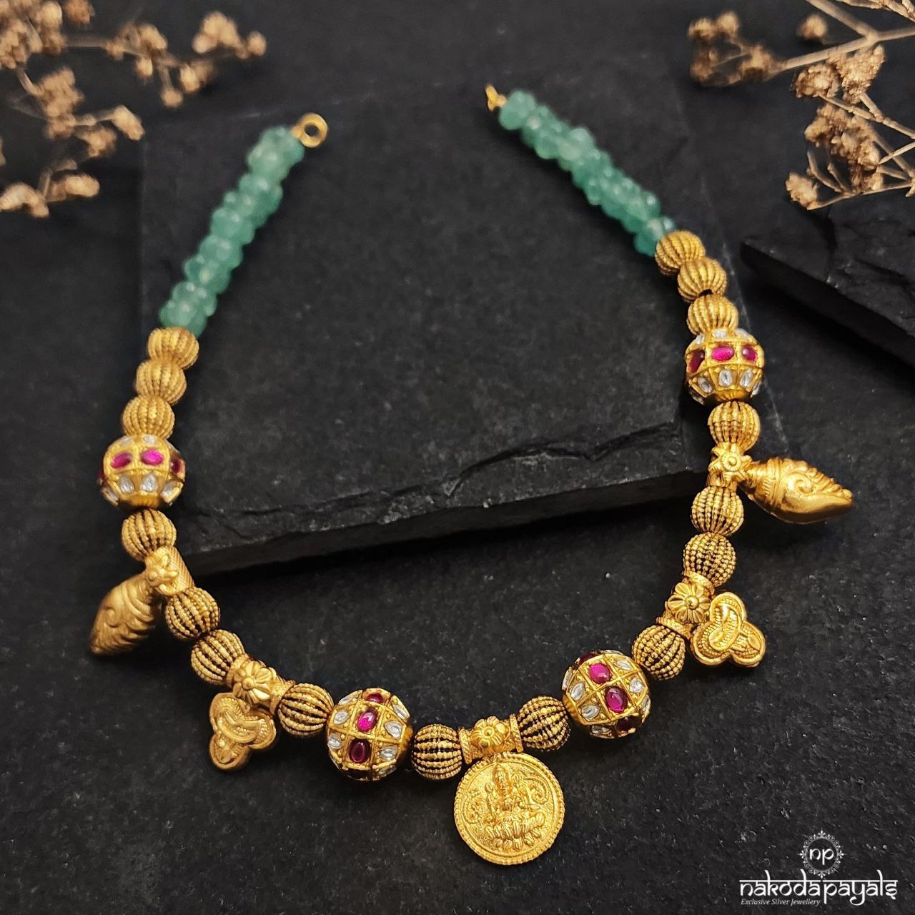 Shanku Drop Kundan Neckpiece (Gn8728)