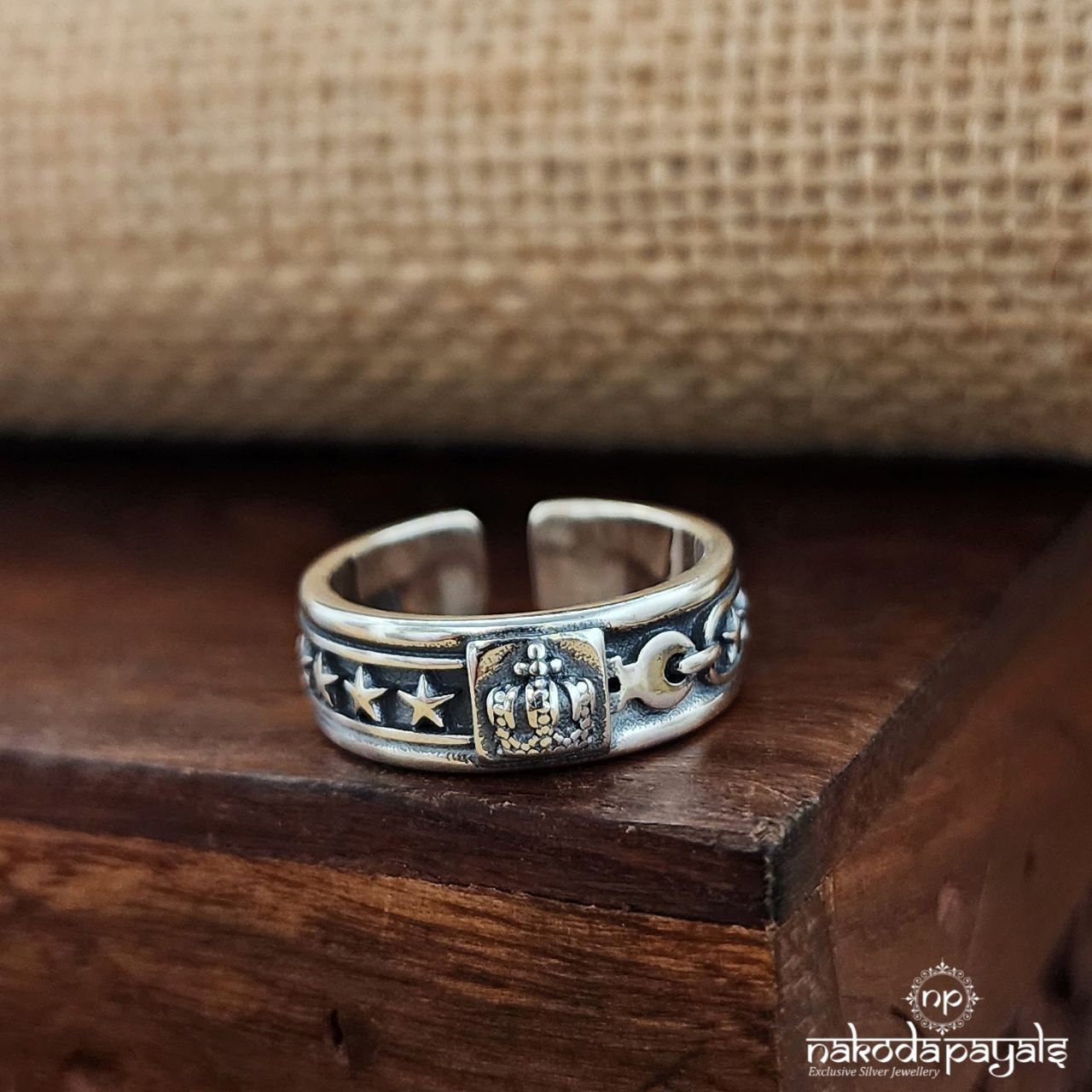 Vintage Soviet Finger Ring (F2778)