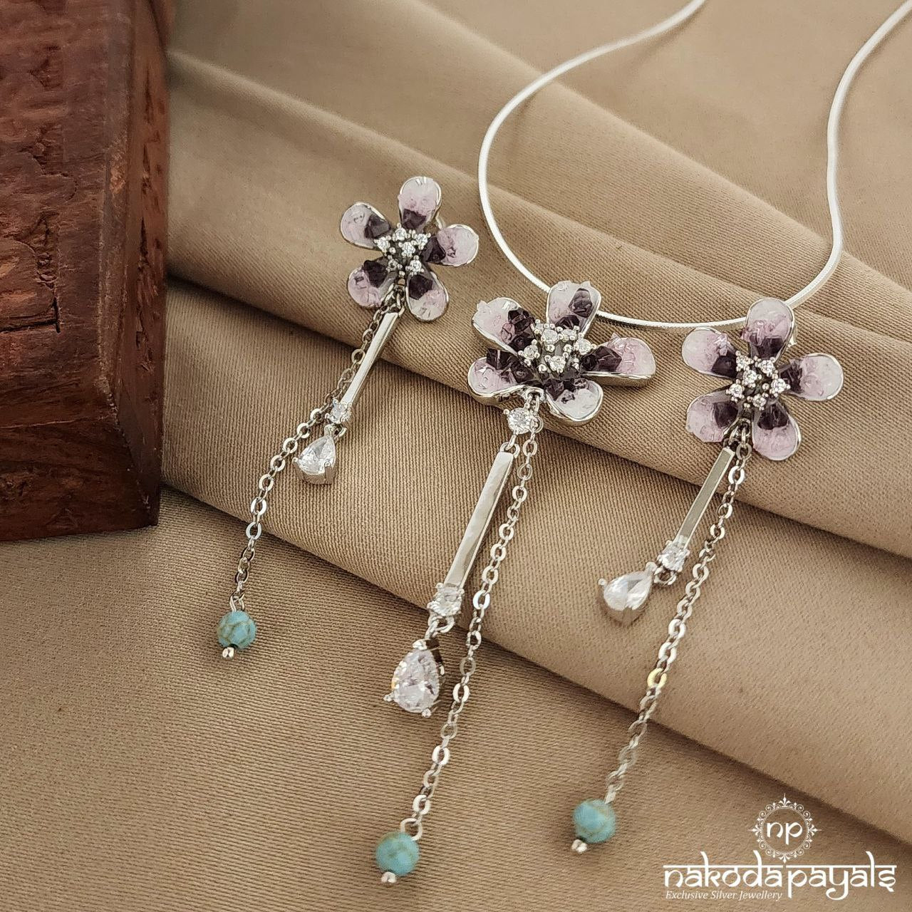 Purple Dangling Pendant With Earrings (St2703)