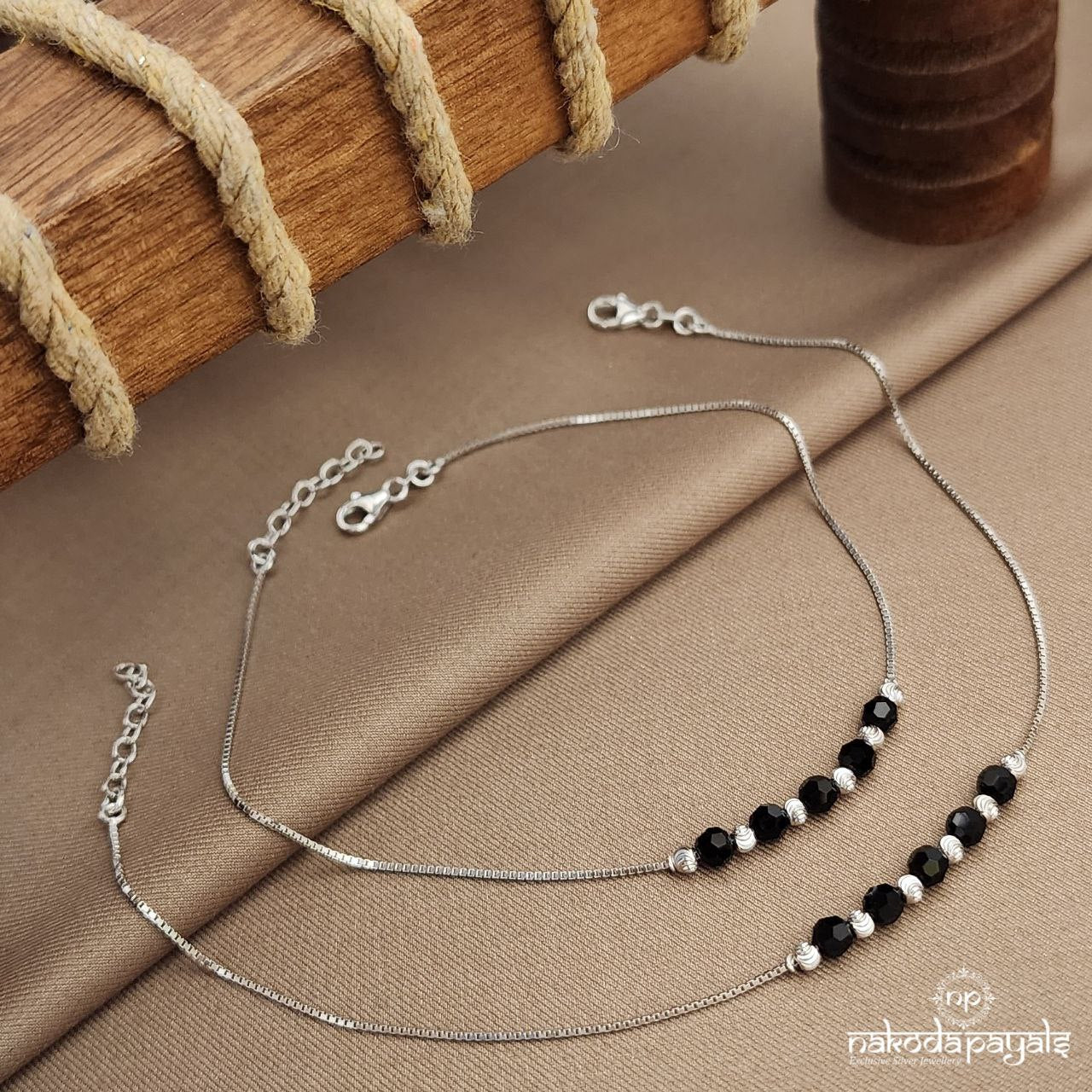 Gorgeous Black Stone Anklet (A6660)