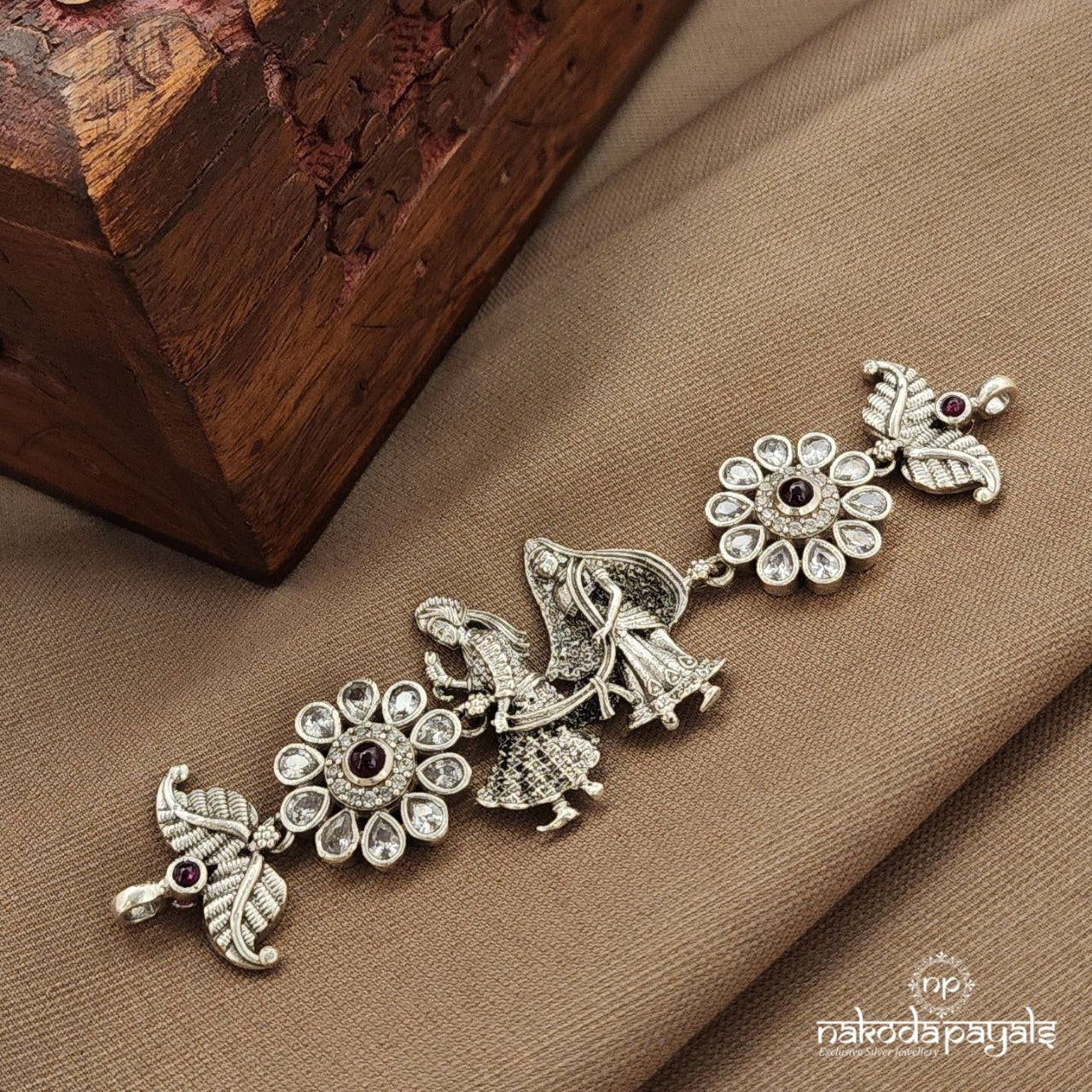 Radhakrishnan Floral Choker (N11423)