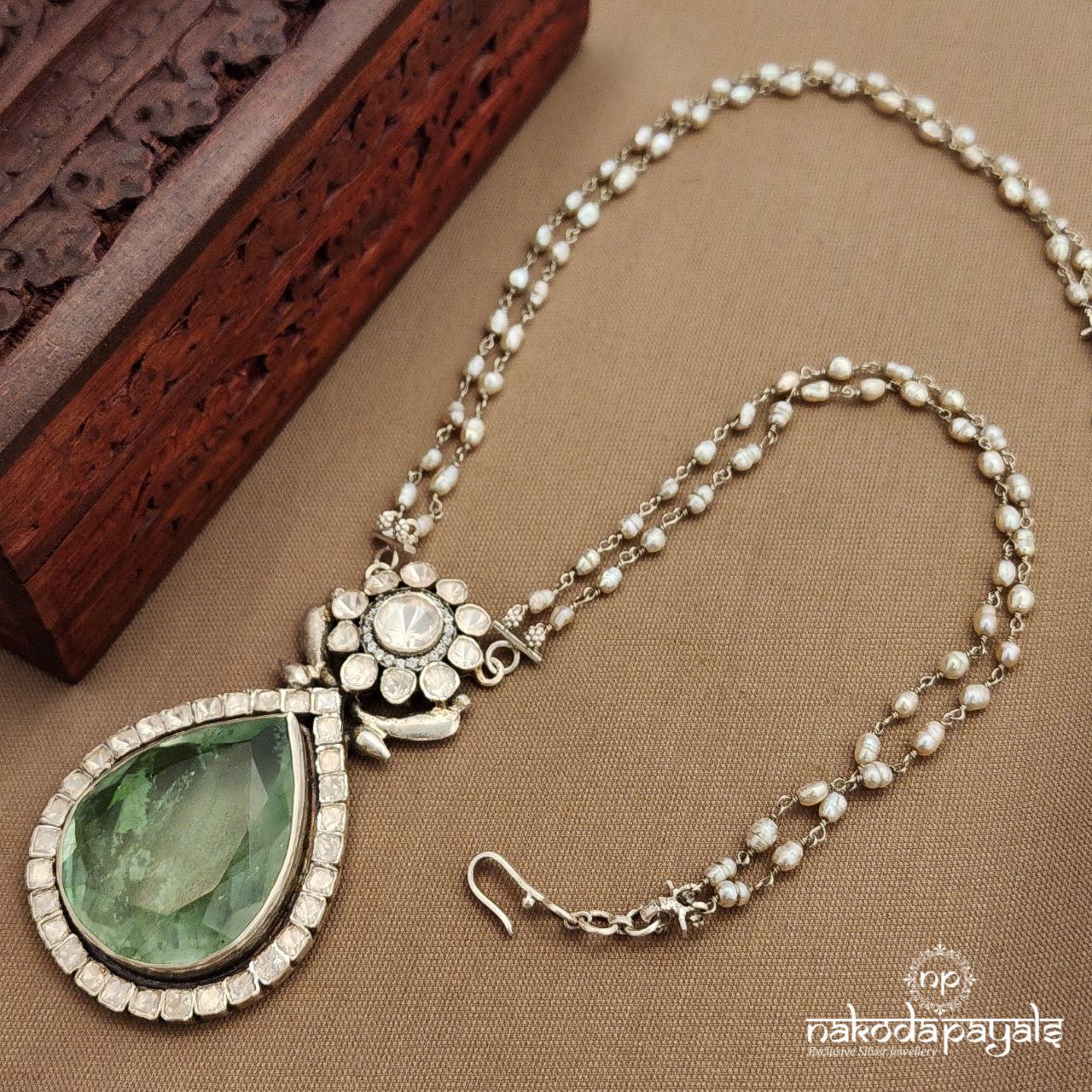 Green Pearled Neckpiece (N11601)