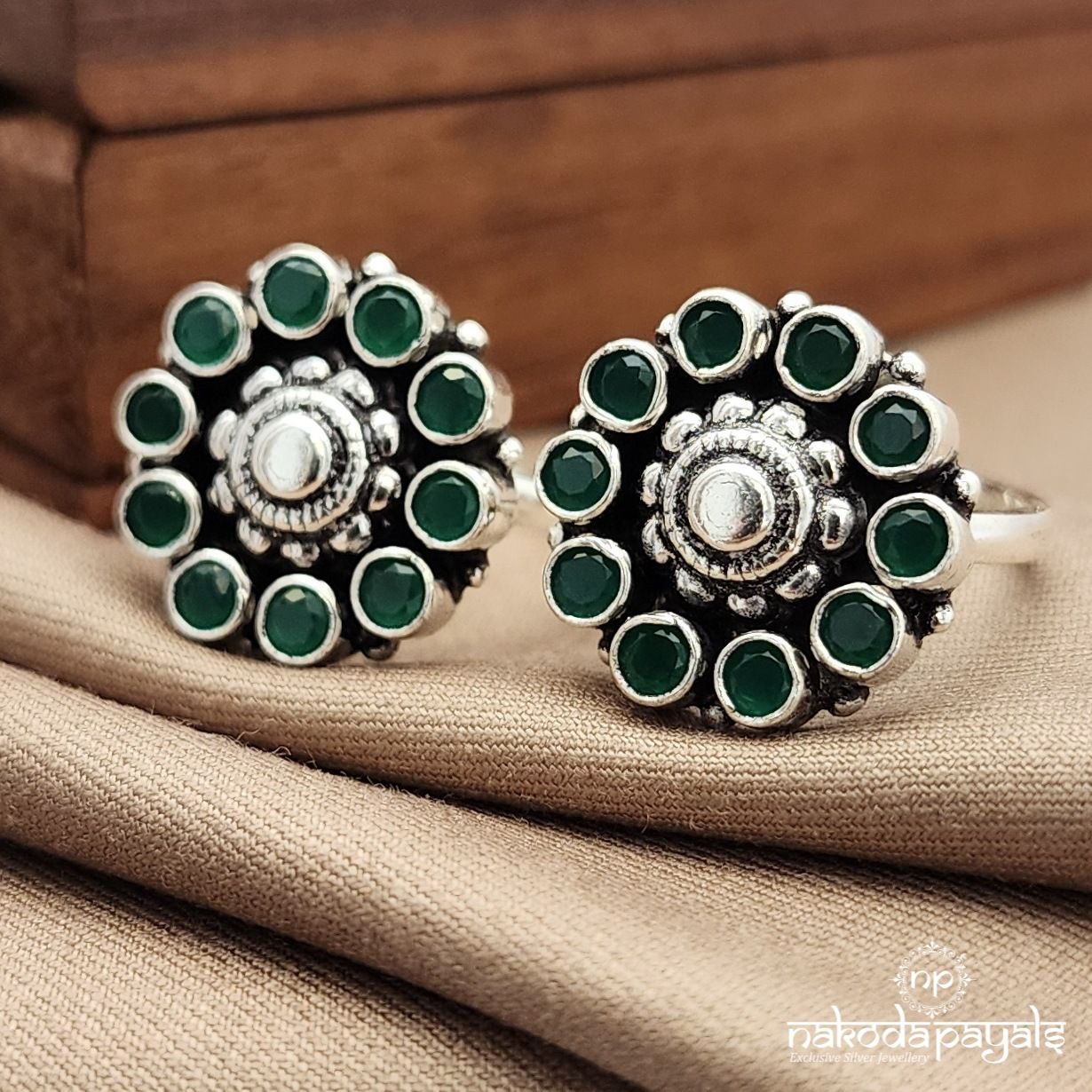 Green Circular Toerings (T4659)