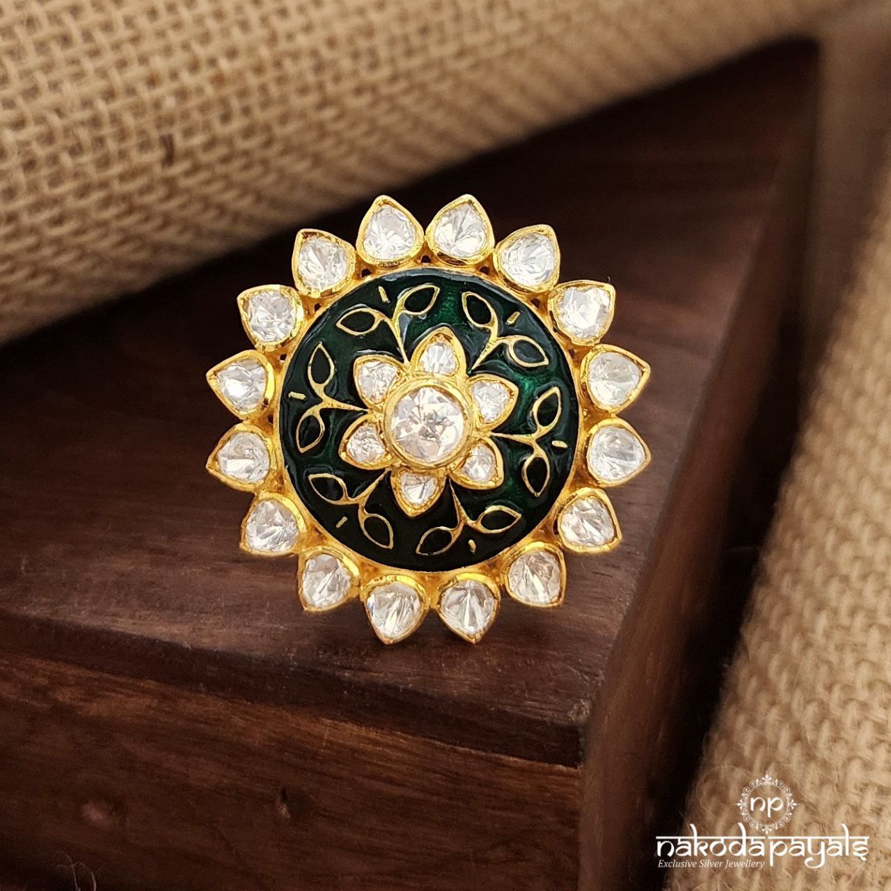 Emerald Green Moissanite Finger Ring (F2719)