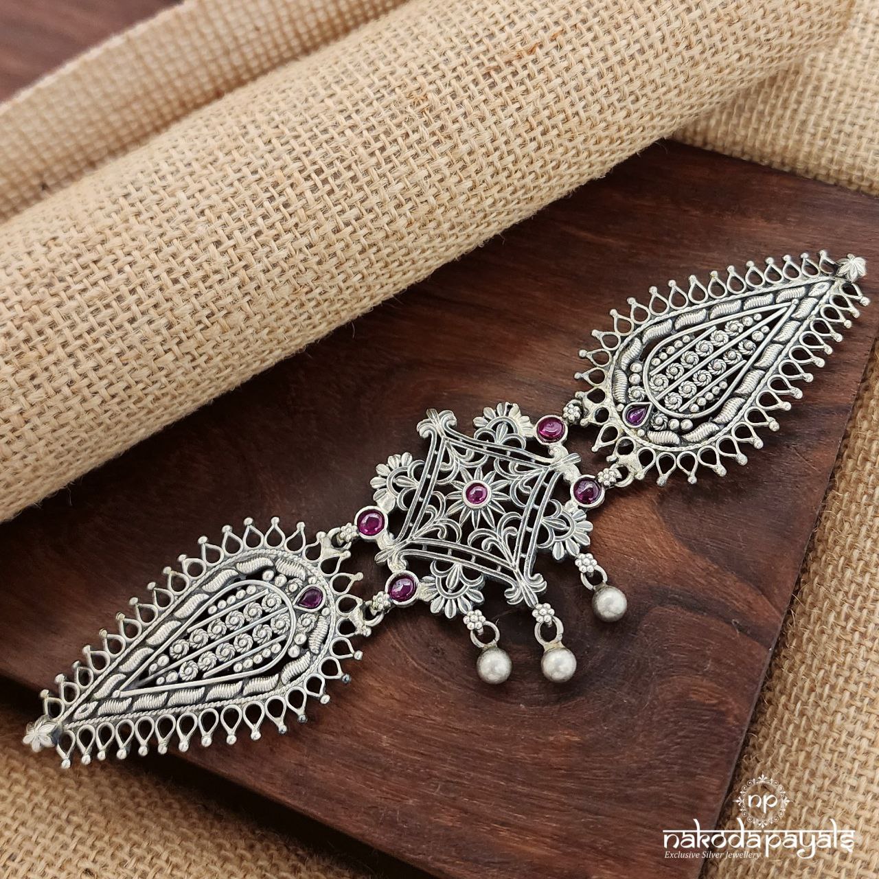 Squarish Pink Choker (N10865)