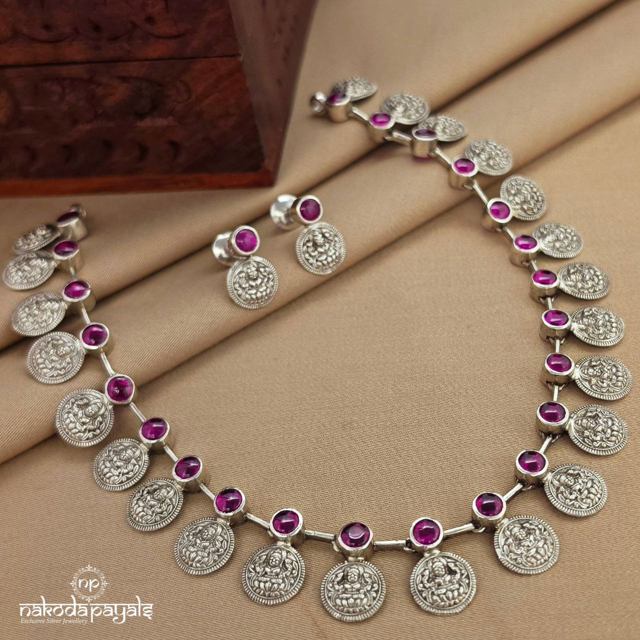 Pink Lakshmi Neckpiece With Earrings (N11711)