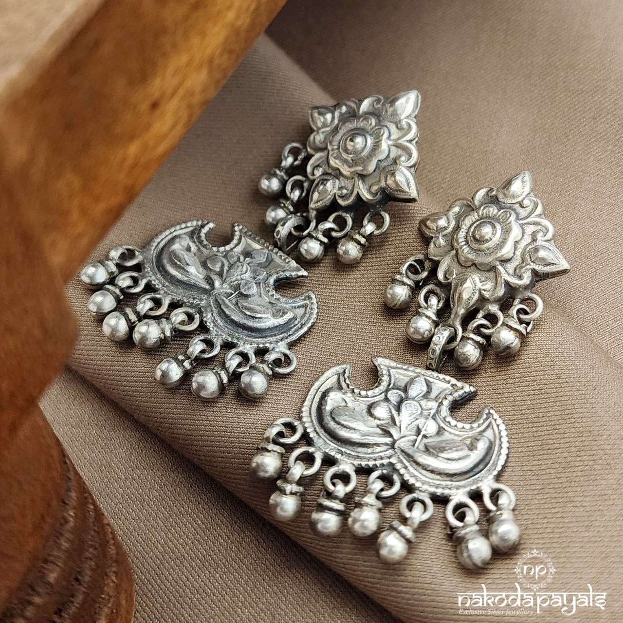 Floral Oxidised Chandbali (C3663)