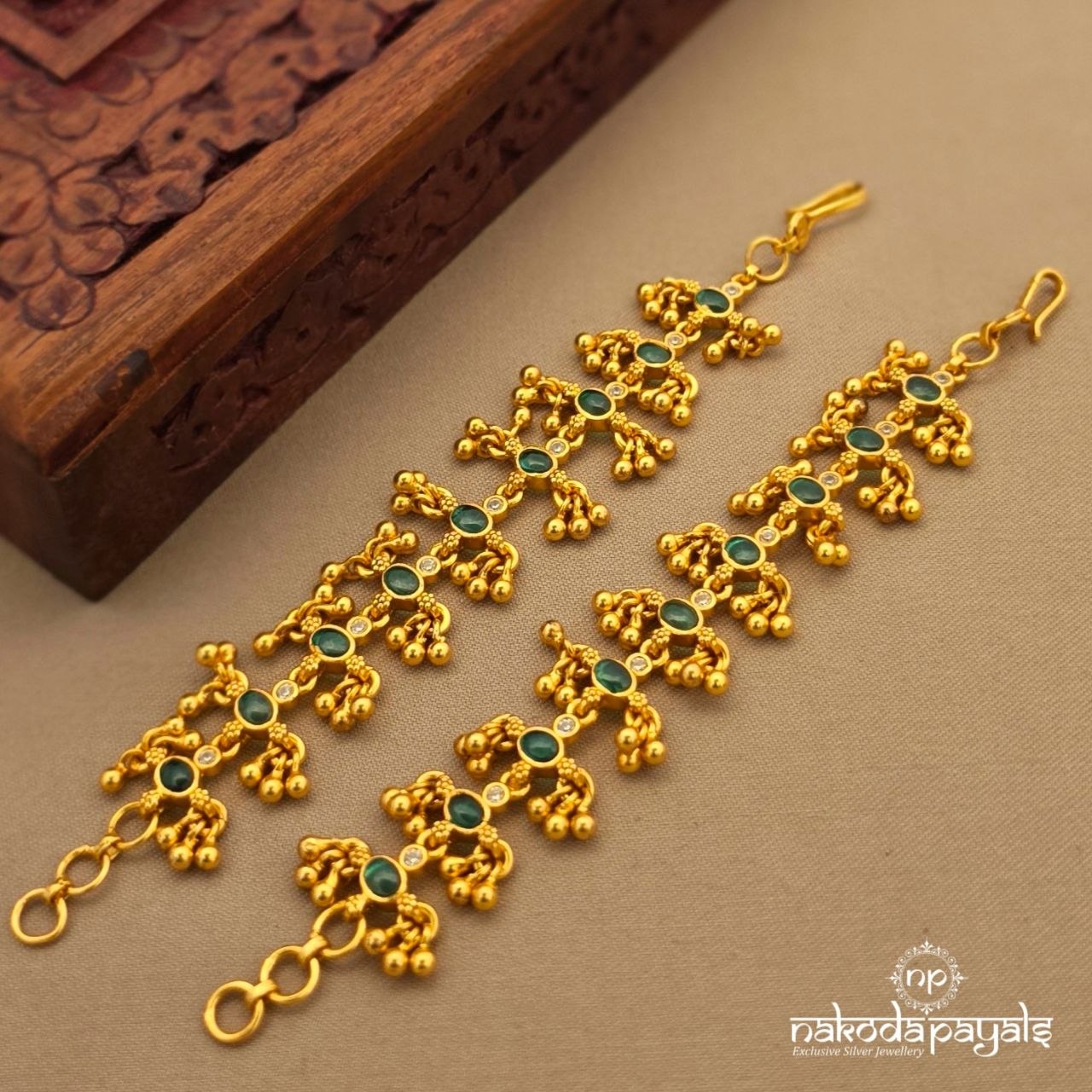 Green Dot Floral Maati (Gm1267)