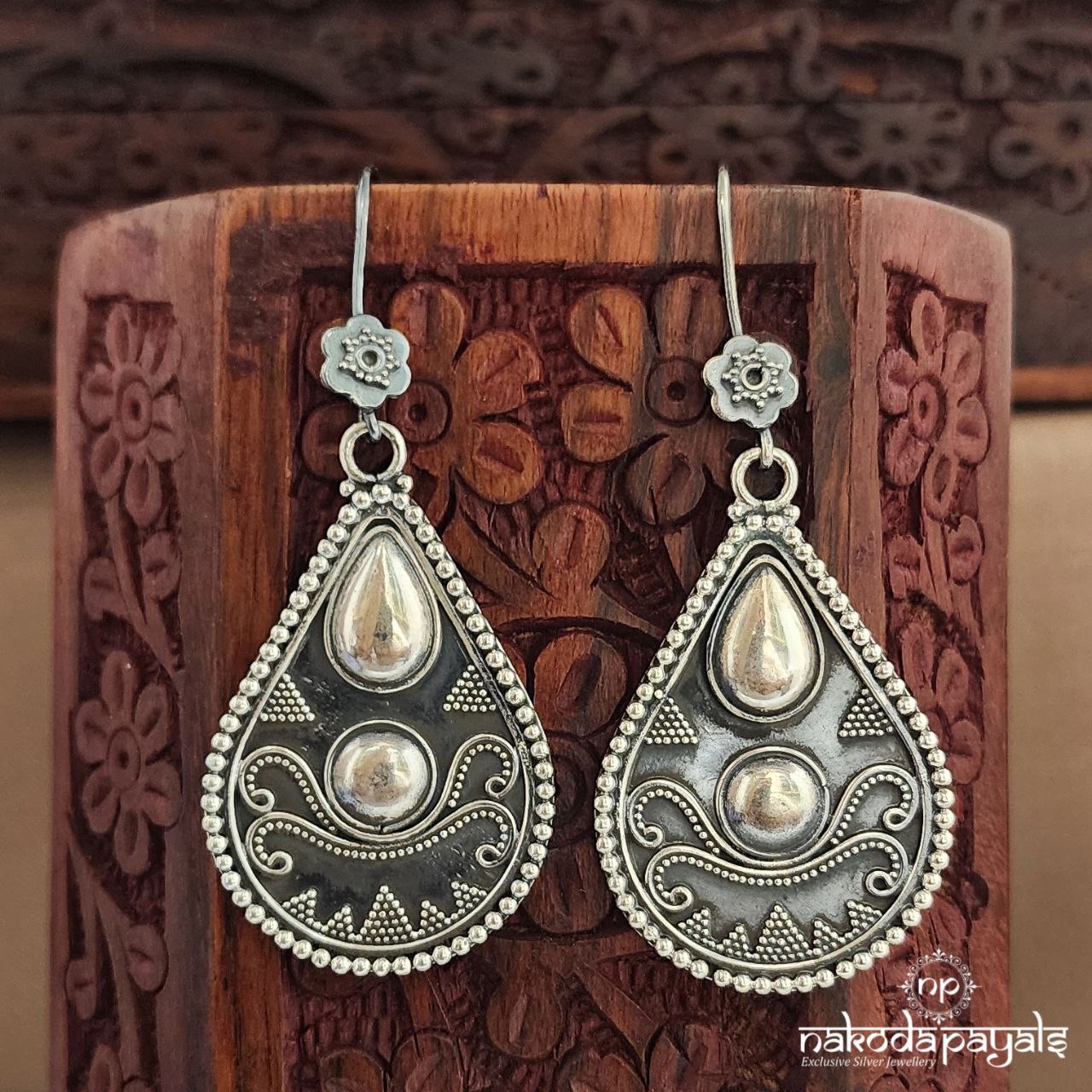 Elegant Floral Hanging (H2123)