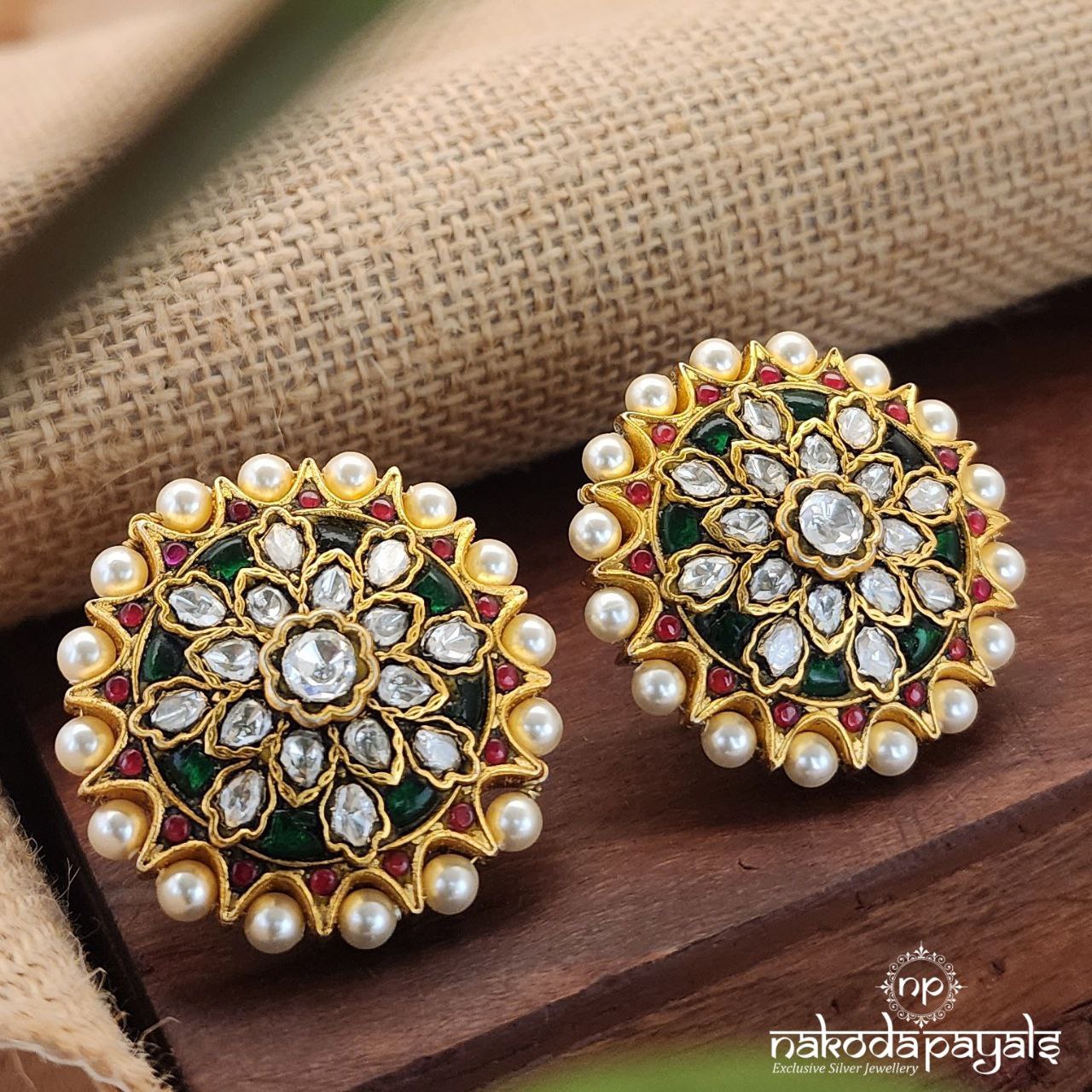 Traditional Kundan Studs (Ge8312)