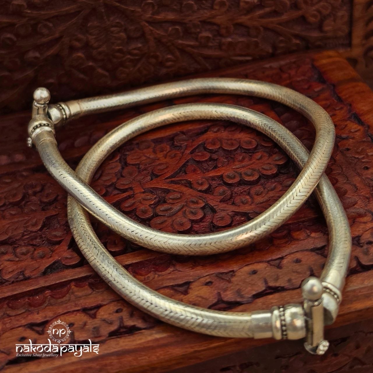 Solid Round Hyderabadi Anklets (A6883)