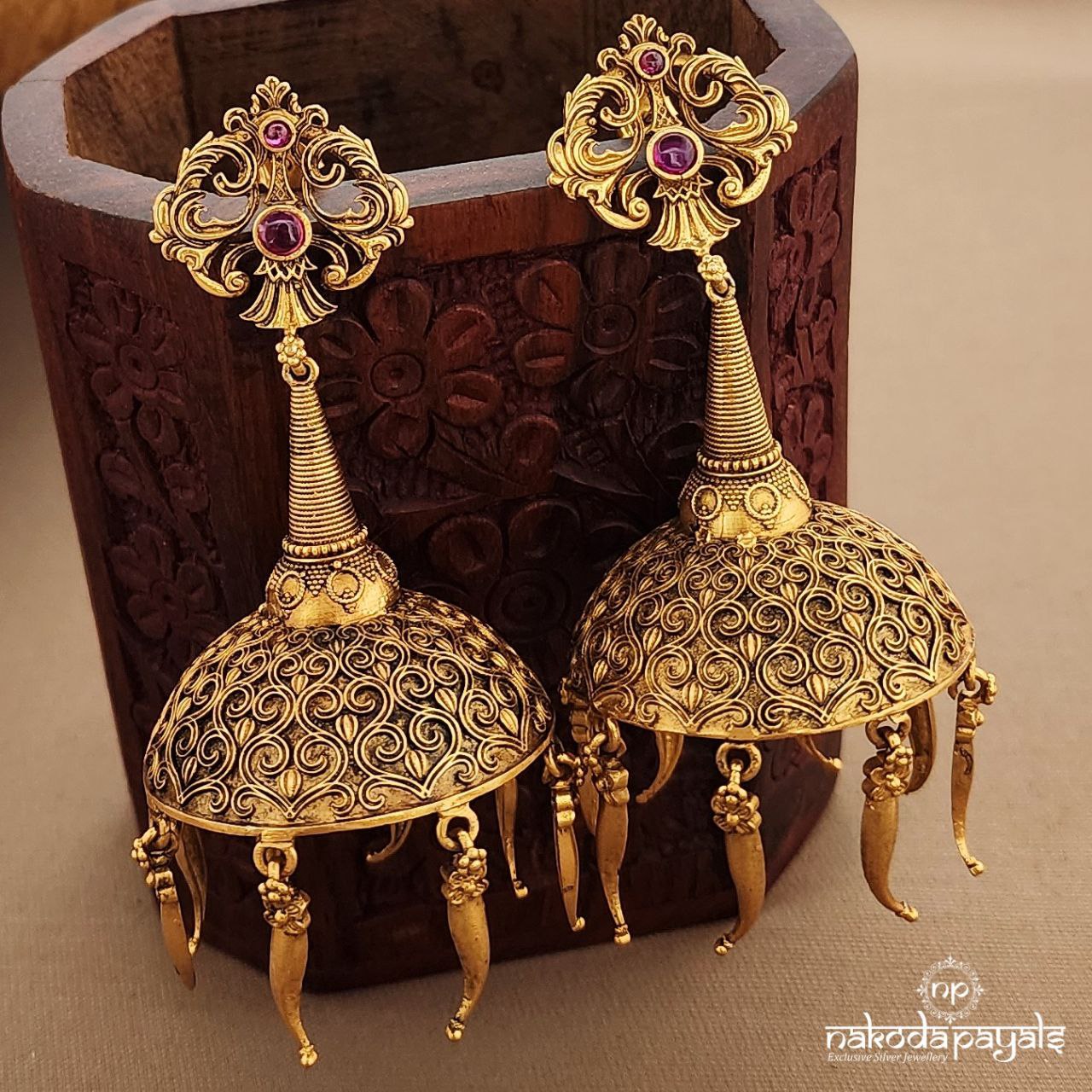Gorgeous Red Drops Jhumka (Ge10054)