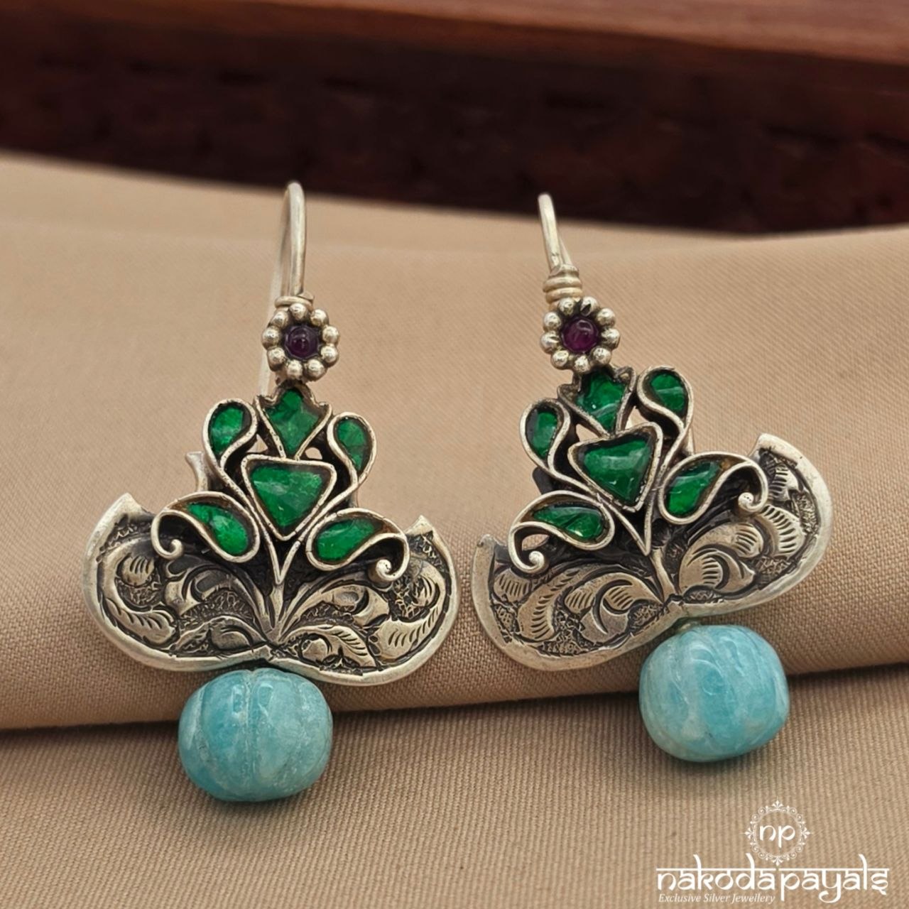 Green Kundan Floral Hangings (H1727)