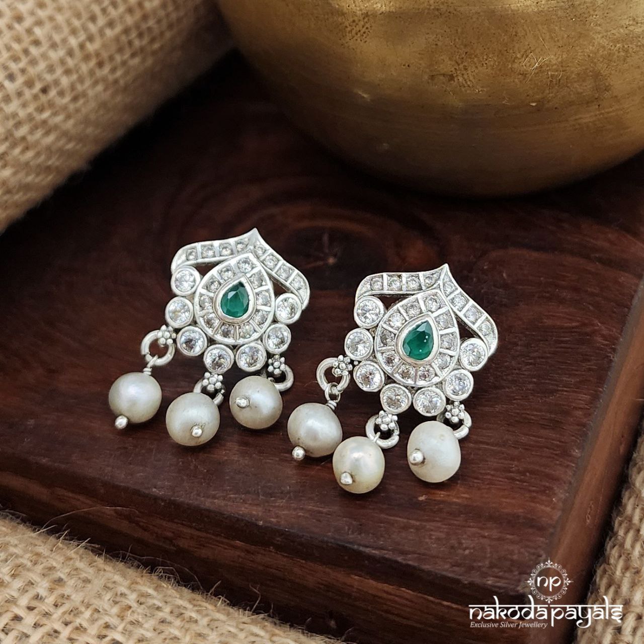 Green Drop Studs (S3615)