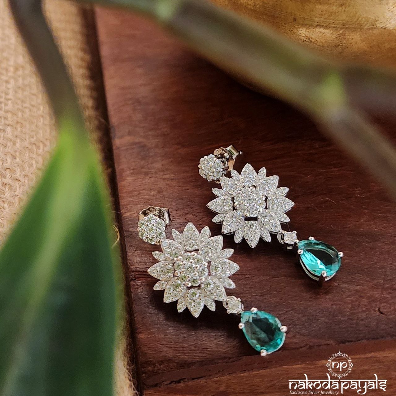 Bright Blue Drop Earrings (St2803)