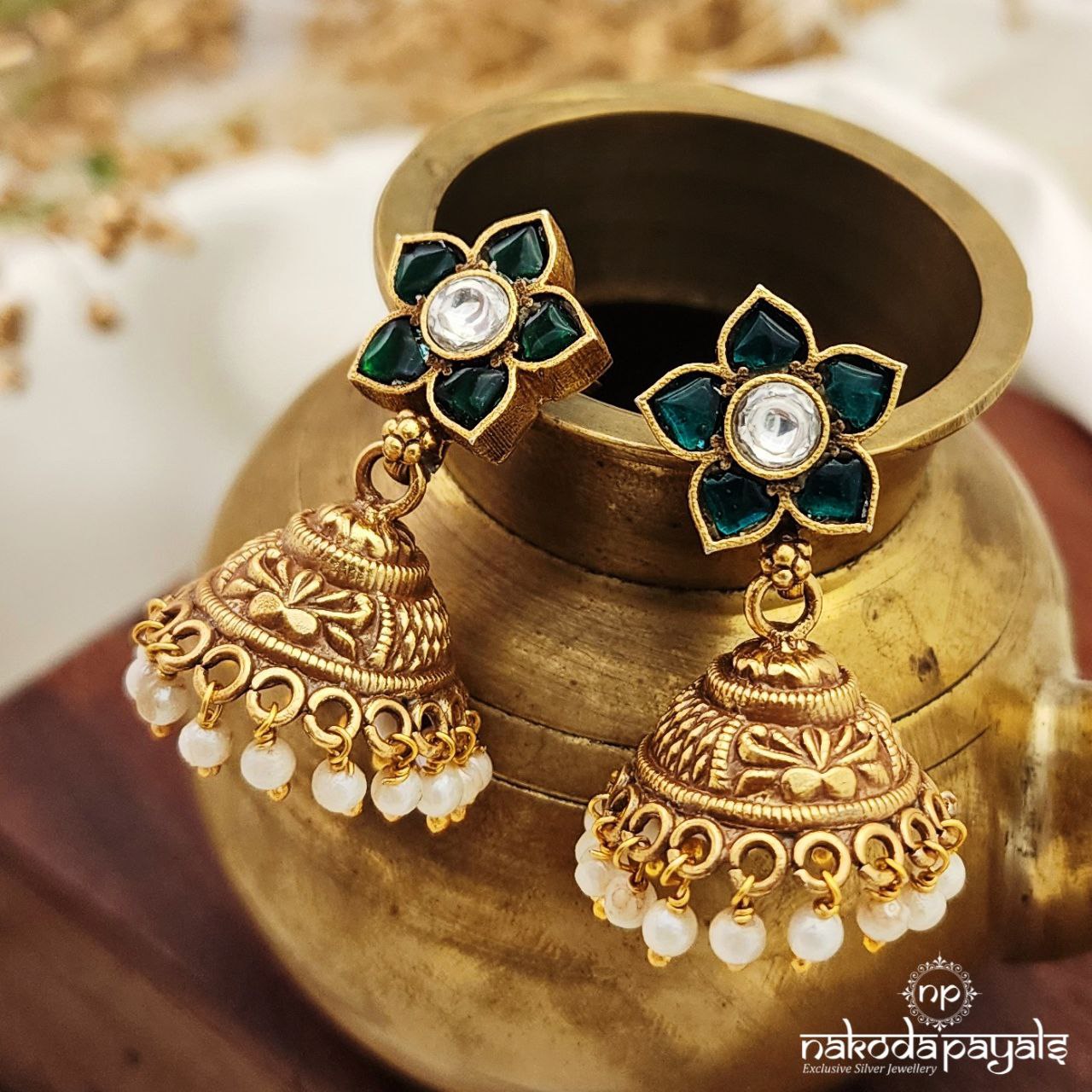 Green Kundan Earrings (Ge8785)