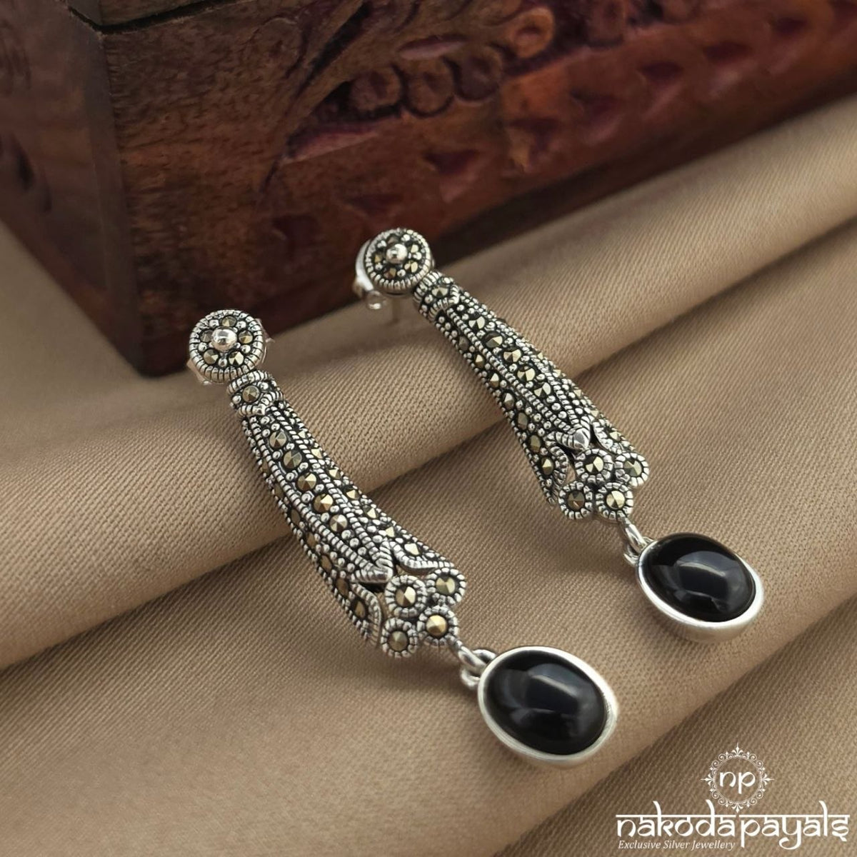 Black Marcasite Earrings (St4171)