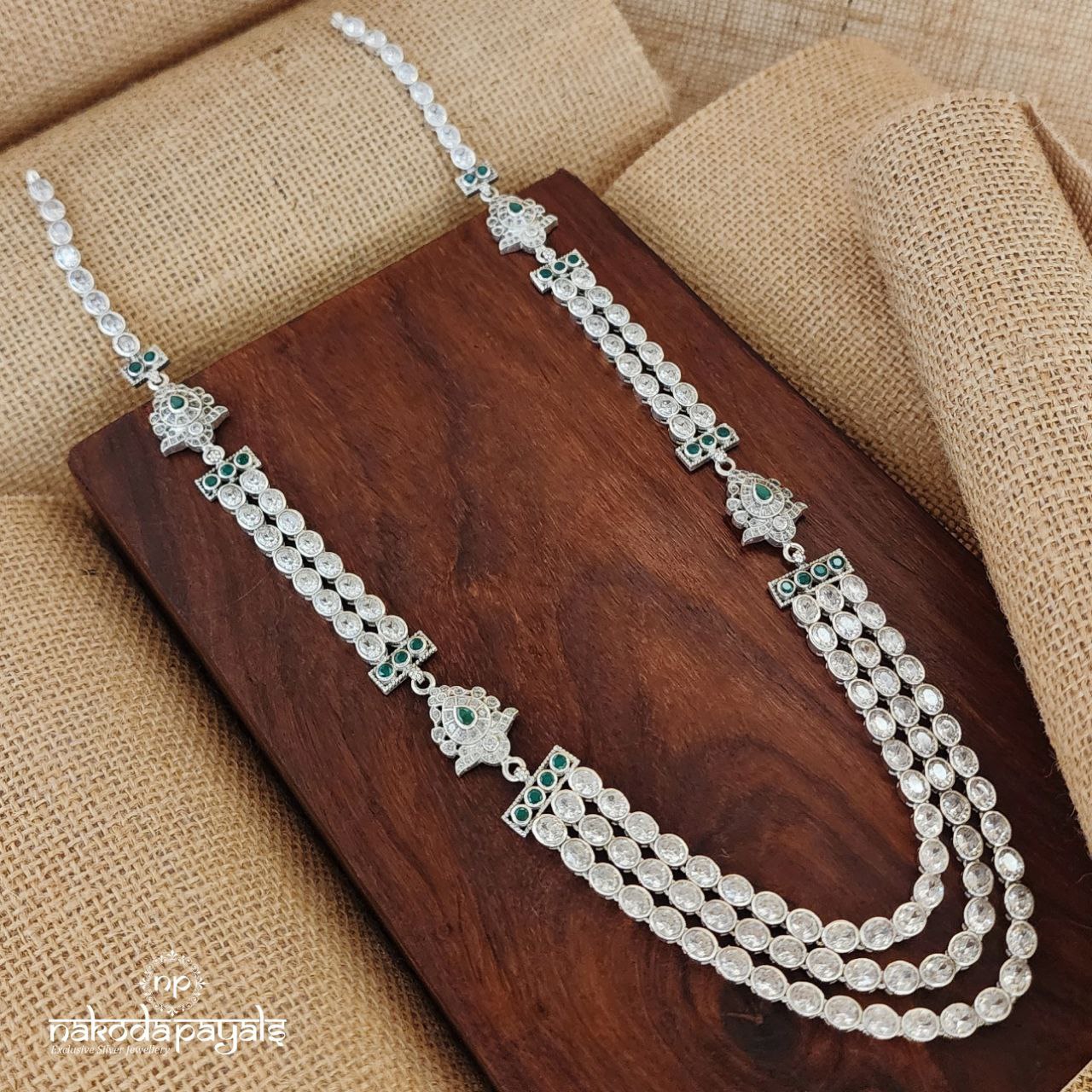 Glitterglow White Neckpiece (N10218)