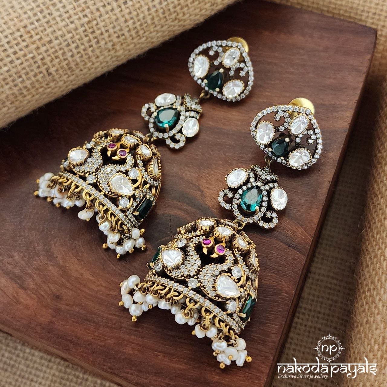 Grand Emerald Moissanite Jhumka (Ge8274)