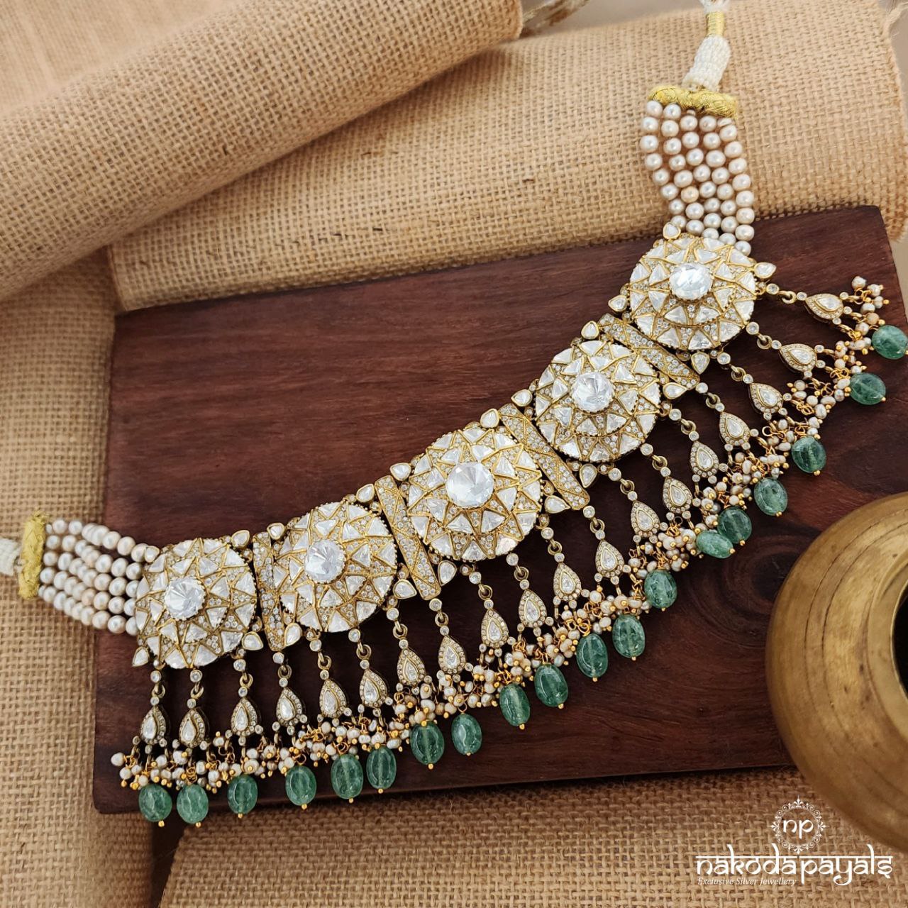 Elegant Green Drop Moissanite Neckpiece (Gn8838)