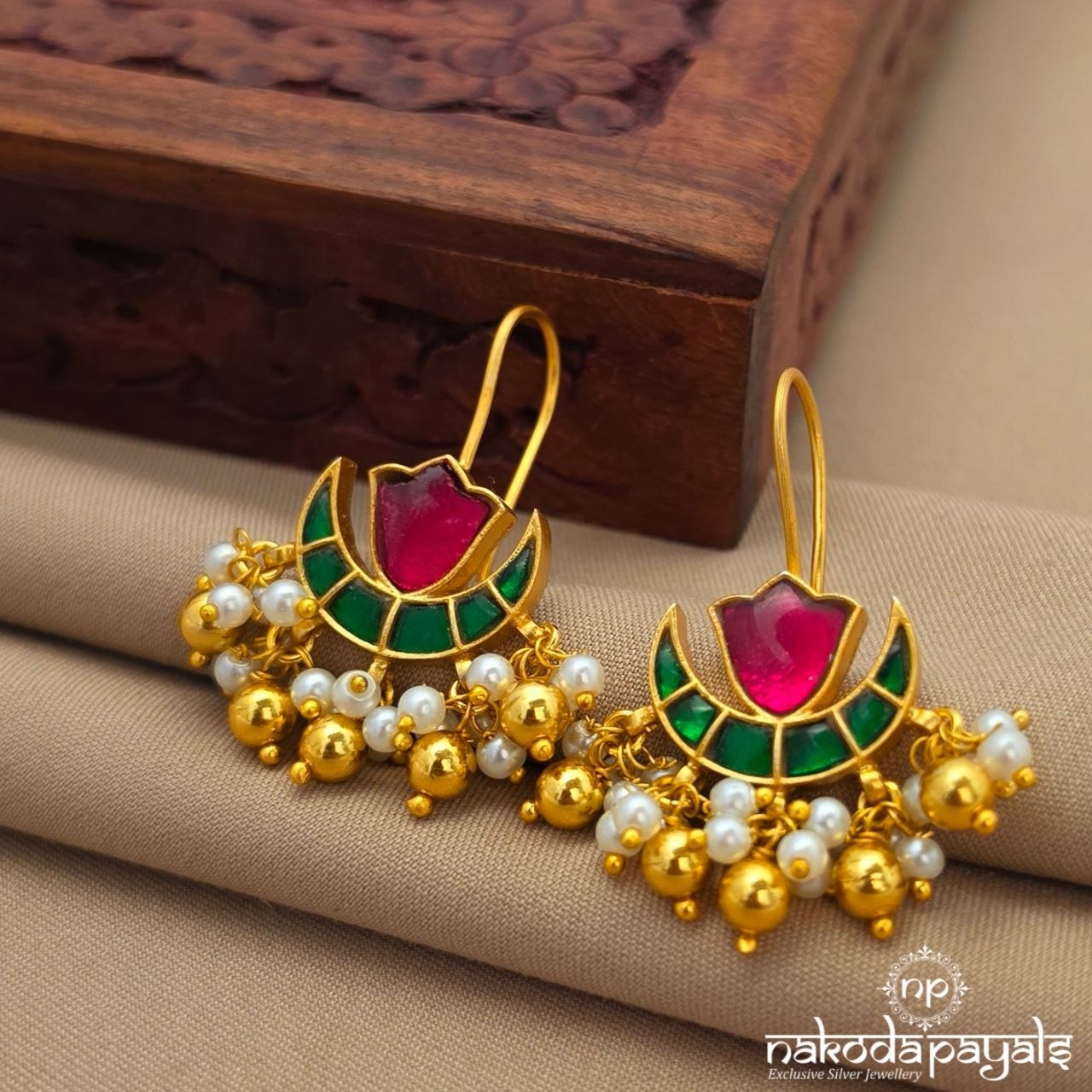 Kundan Floral Pearly Hanging (Ge10881)