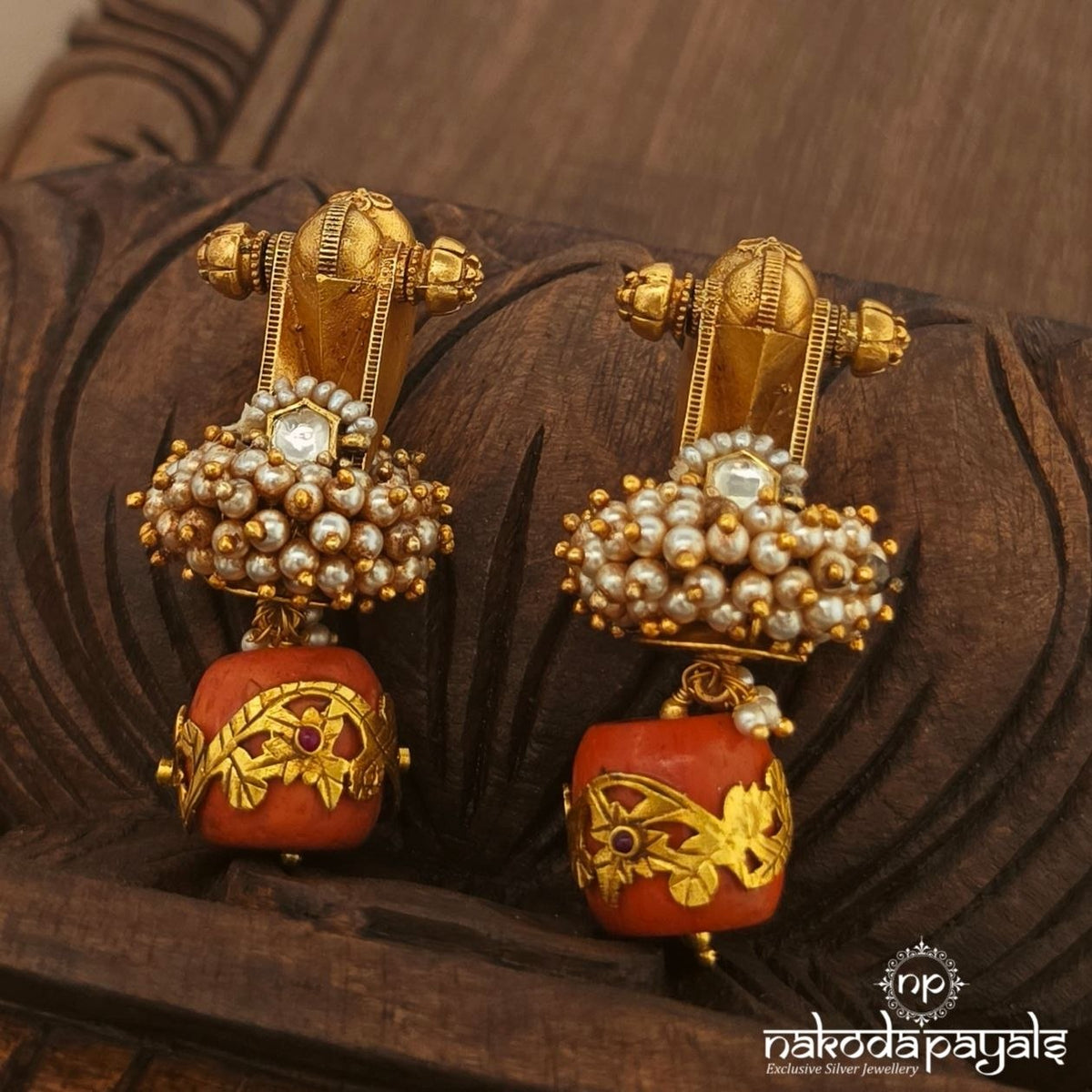 Pearled Tribal Chandbali (Ge11550)