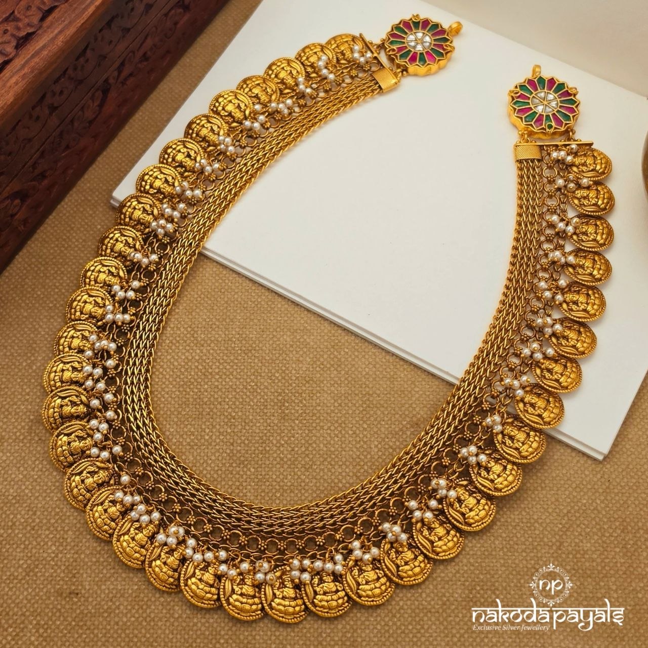 Exquisite Lakshmi Kasu Neckpiece (Gn10672)