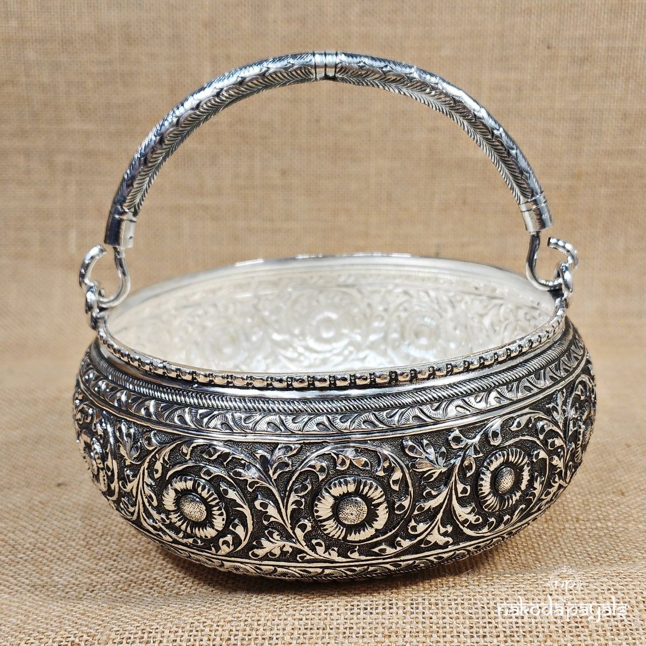 Carved Flower Basket (Aa1540)