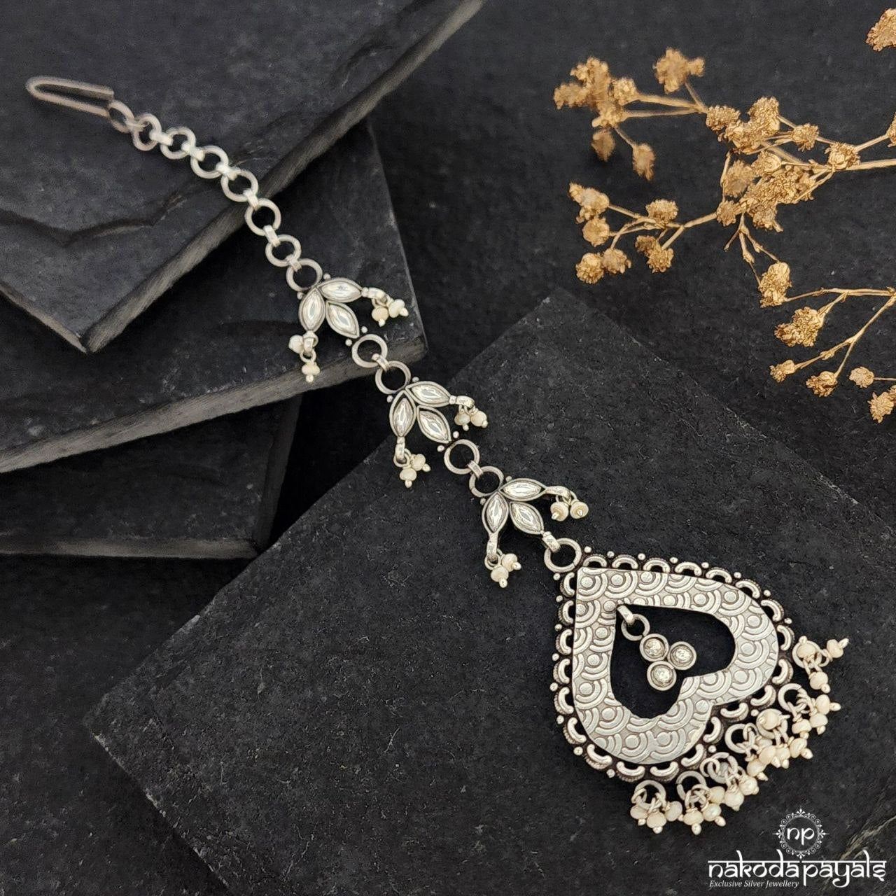 Heart Pearl Drop Maang Tikka (M0377)