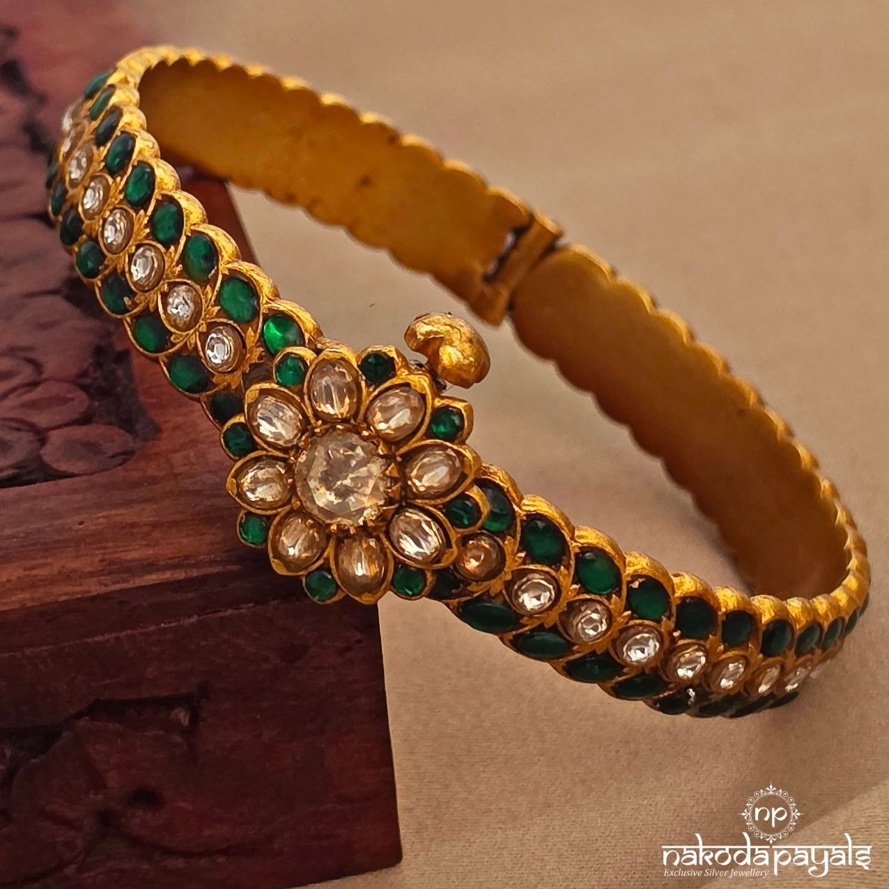 Kundan Screw Kada (2.6) (Gk3306)