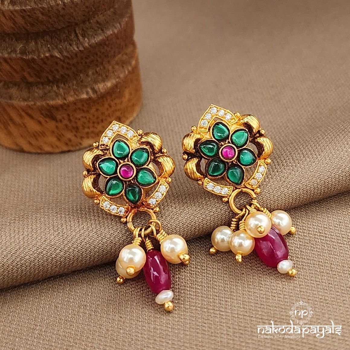 Pink Drop Studs (Ge10076)