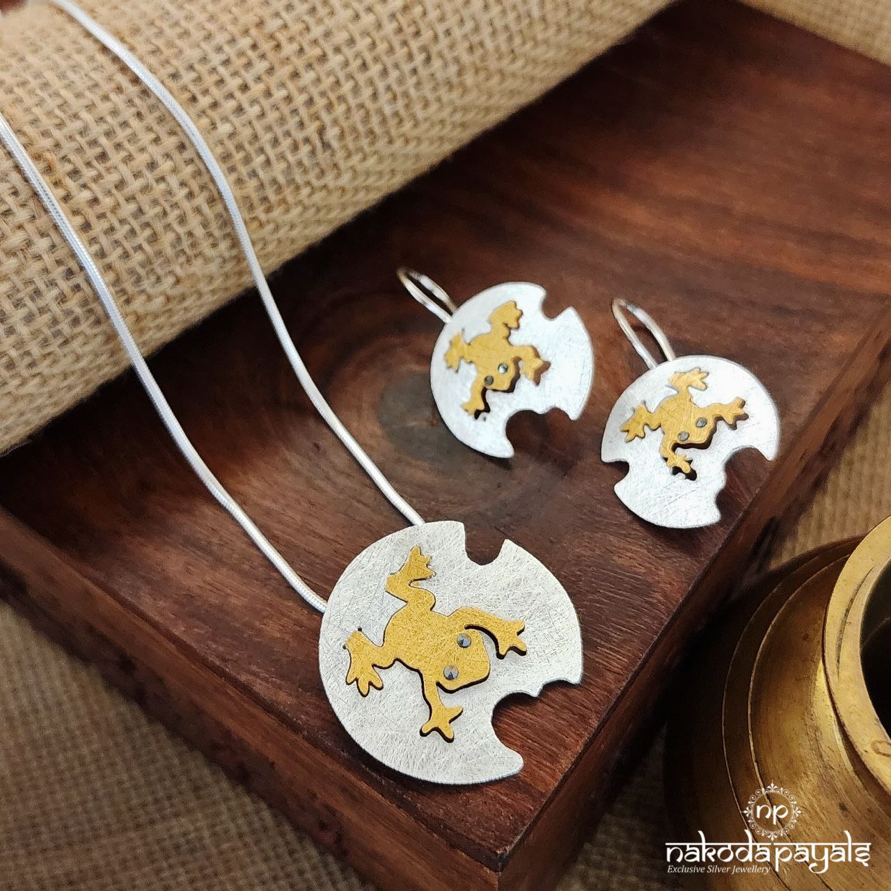 Frog Neckpiece Set (St2935)