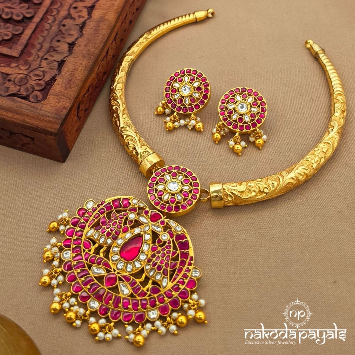 Pink Drop Birdy Neckpiece With Earrings (Gn10842)
