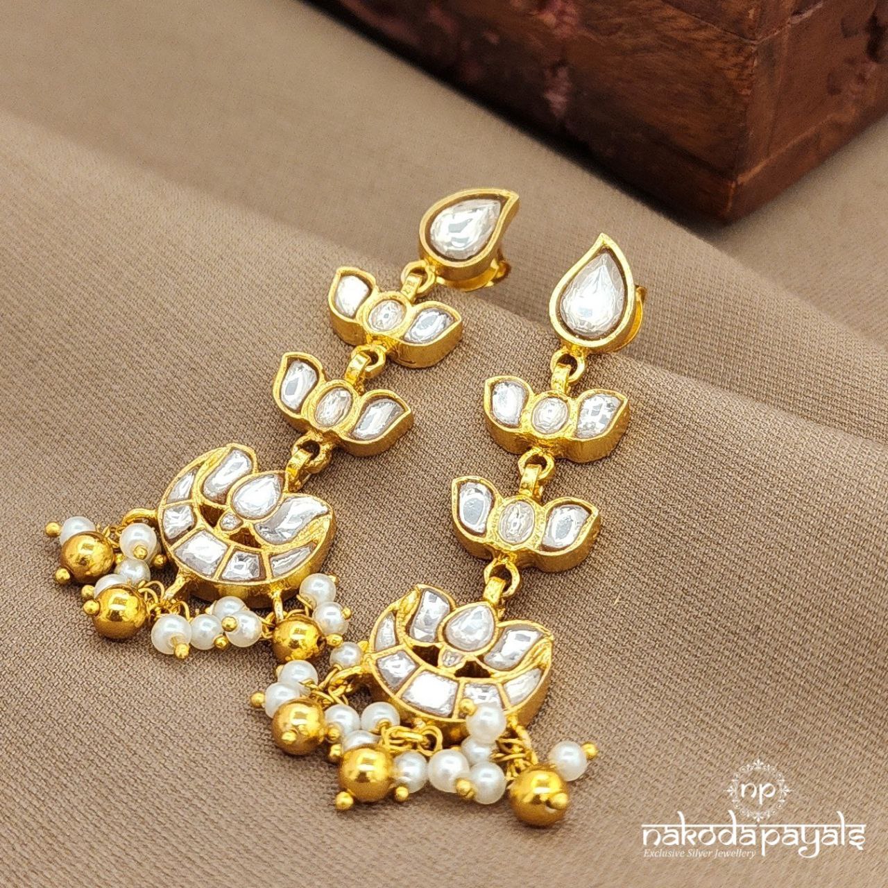 Lotus White Kundan Earrings (Ge10159)