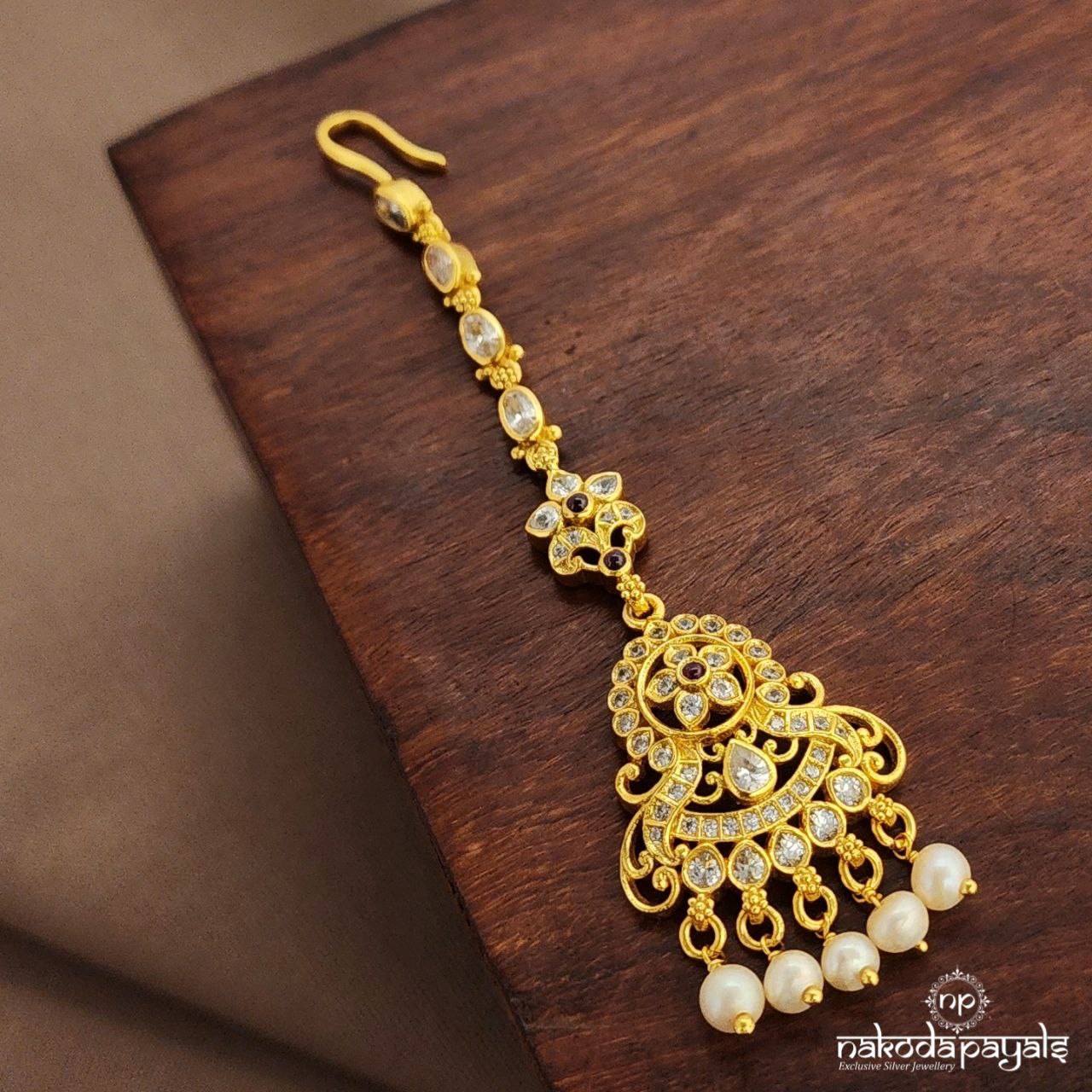 White Pearl Drop Maang Tikka (Gm1100)