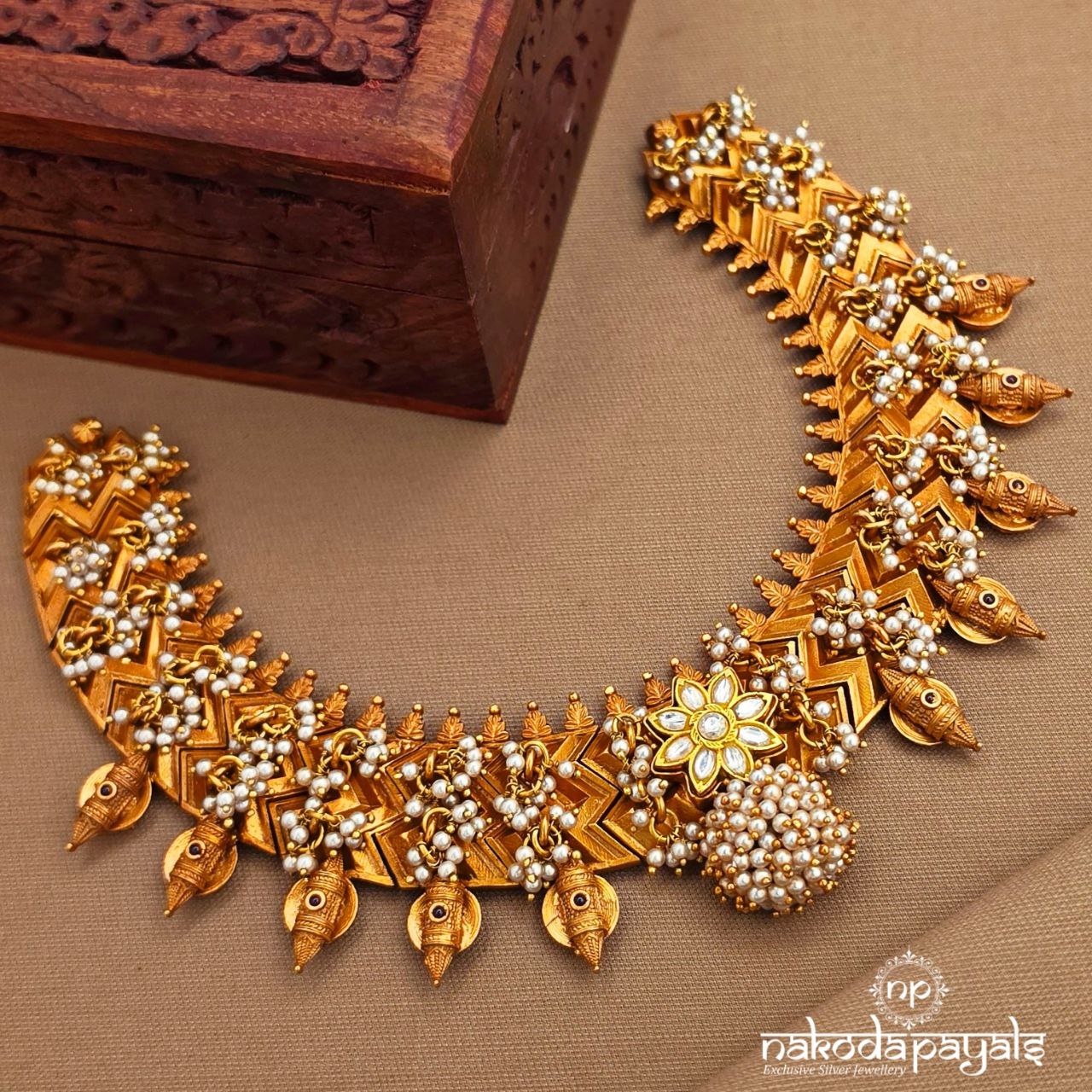 Pearly Drop Neckpiece (Gn10025)