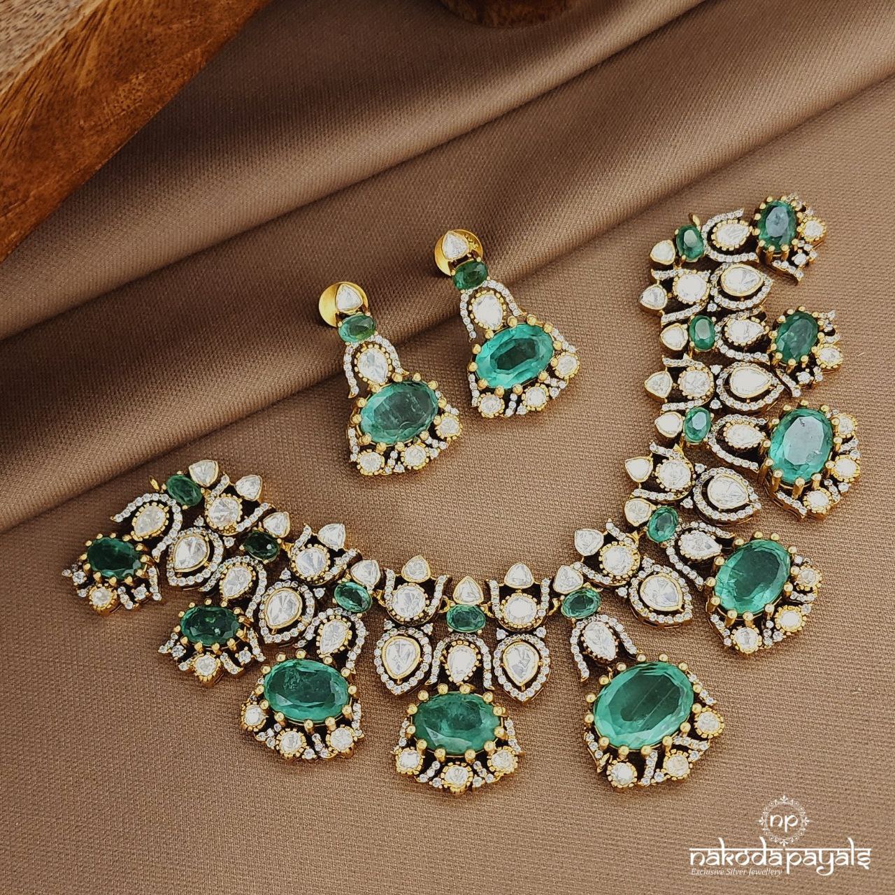 Emerald Green Moissanite Neckpiece With Earrings (Gn9518)