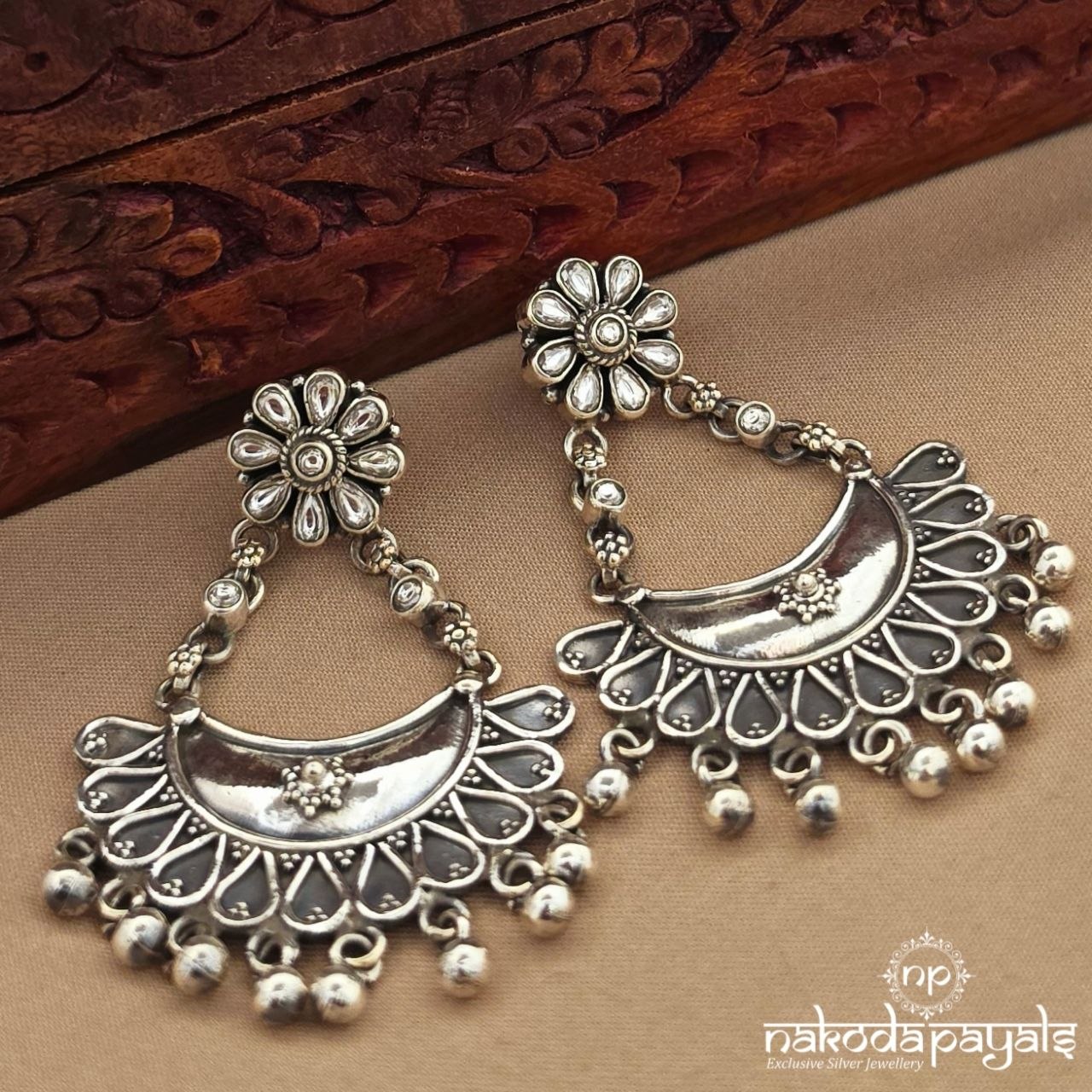 Cutsy Floral Chandbali (C4245)