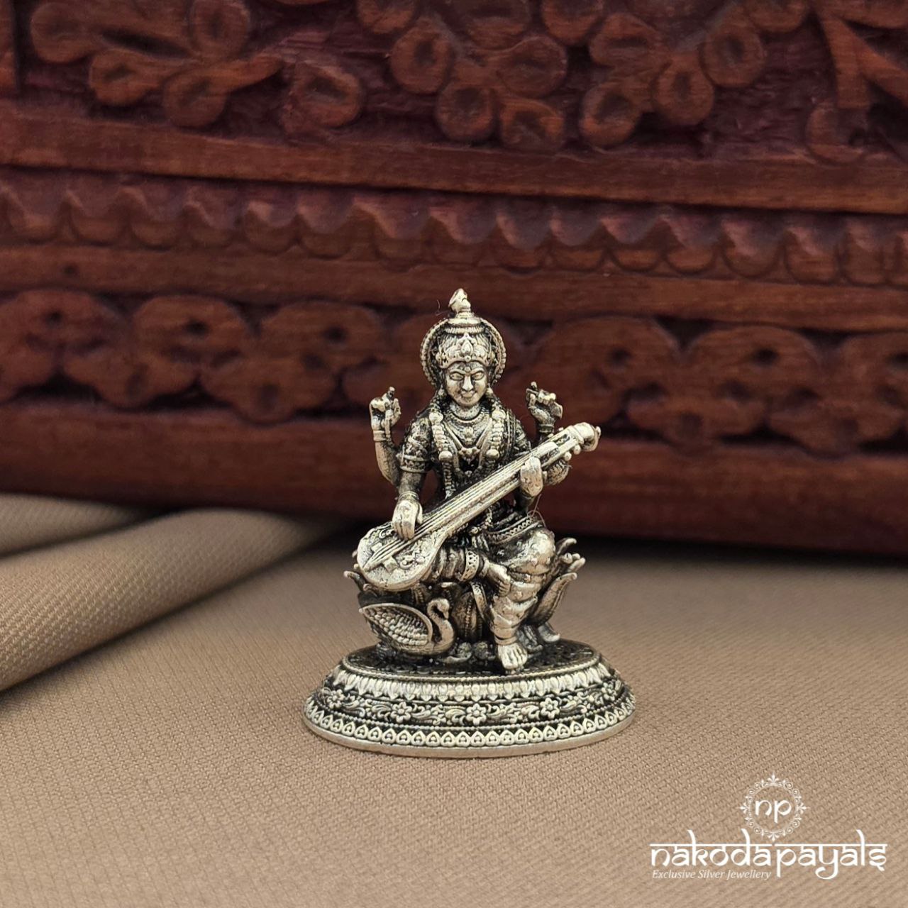 Saraswati Idol (Aa2575-77)