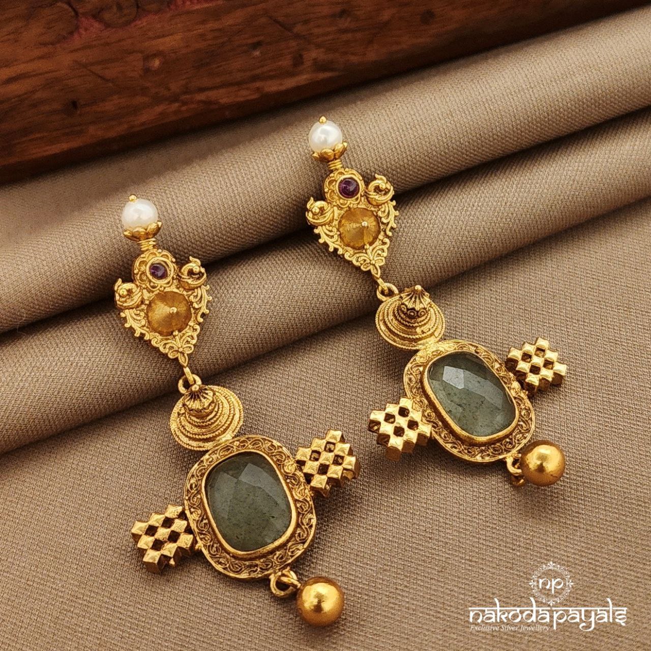 Green Rectangular Earrings (Ge10269)